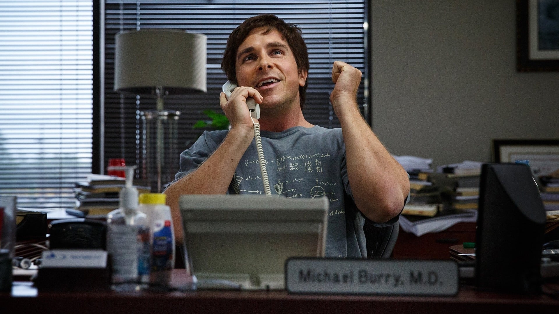 The Big Short: Hedge fund manager Michael Burry, Movie character. 1920x1080 Full HD Wallpaper.