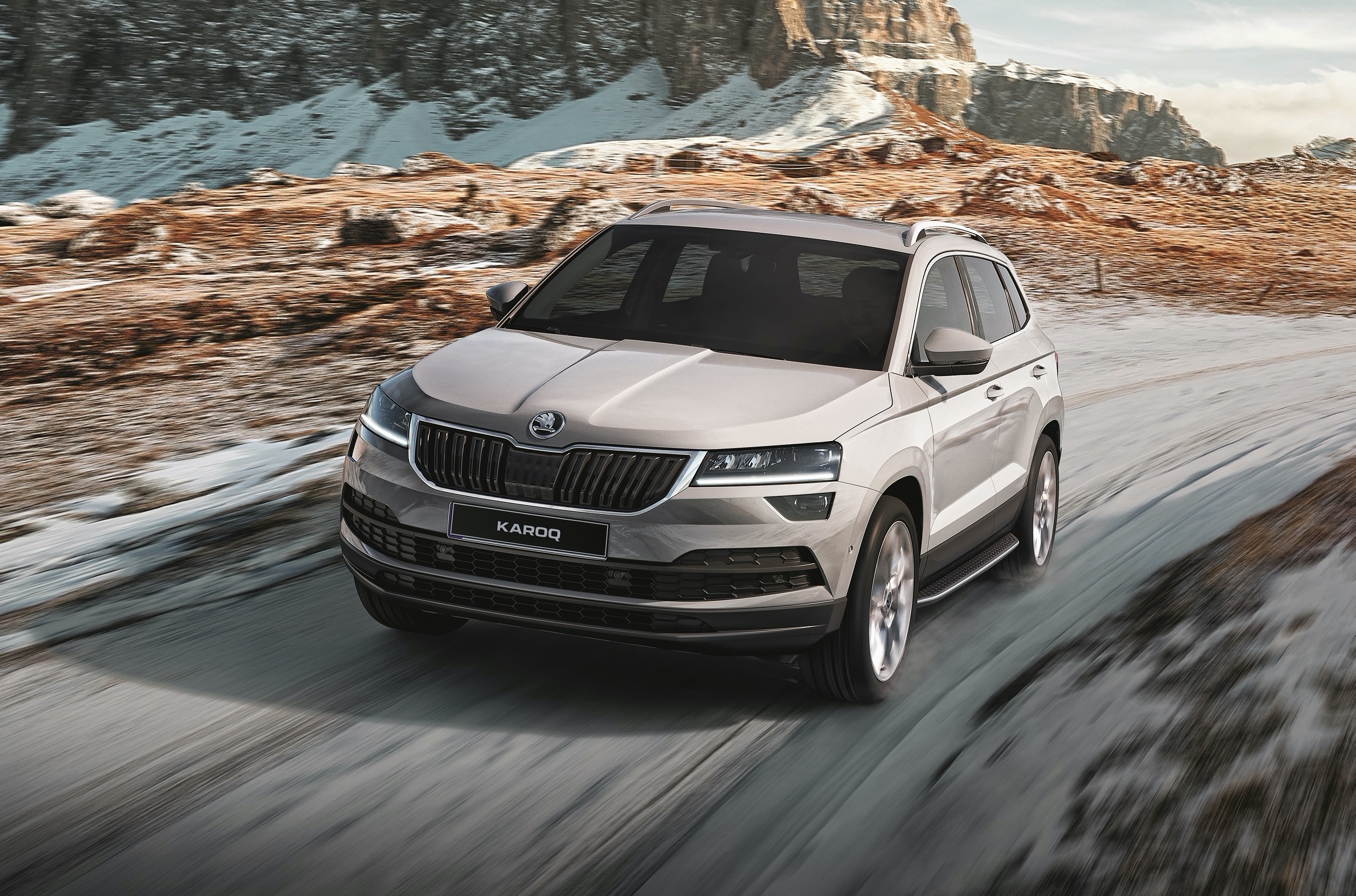 Skoda Karoq motor, Reliable and efficient, Smooth performance, Enhanced driving experience, 2550x1690 HD Desktop