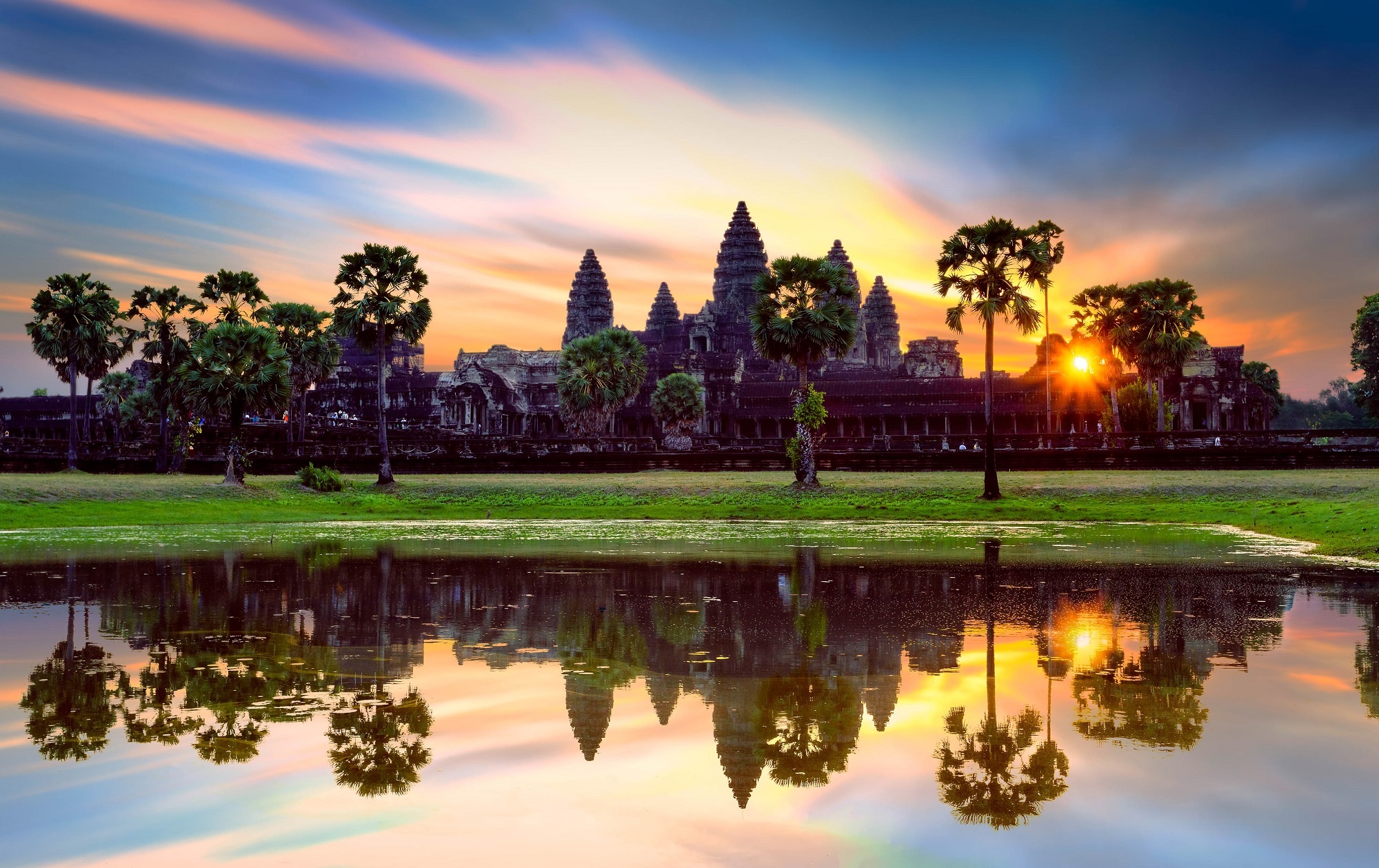 Siem Reap, Angkor Wat, Temples in Cambodia, Cultural heritage, 2000x1260 HD Desktop
