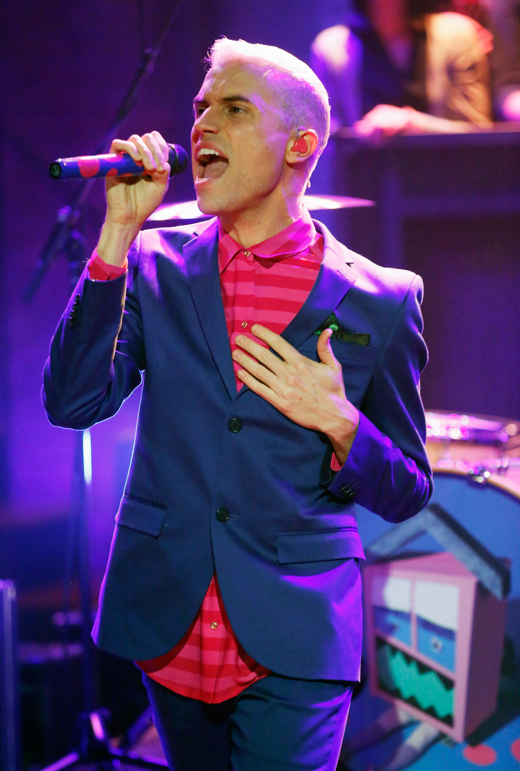 Neon Trees, Tyler Glenn comes out as gay, Rolling Stone, 1800x2670 HD Phone