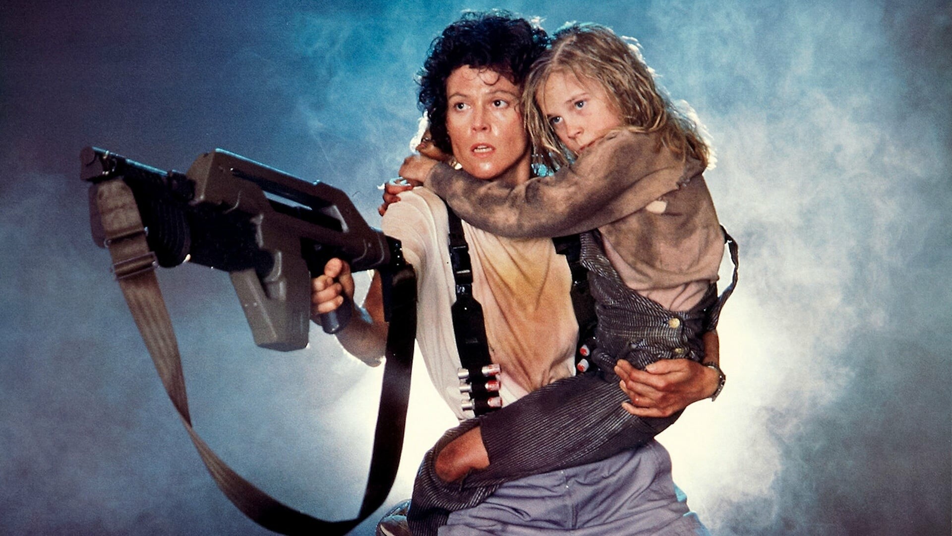 Alien (Movie): Sigourney Weaver as Ellen Ripley, Carrie Henn as Rebecca "Newt" Jorden. 1920x1080 Full HD Background.