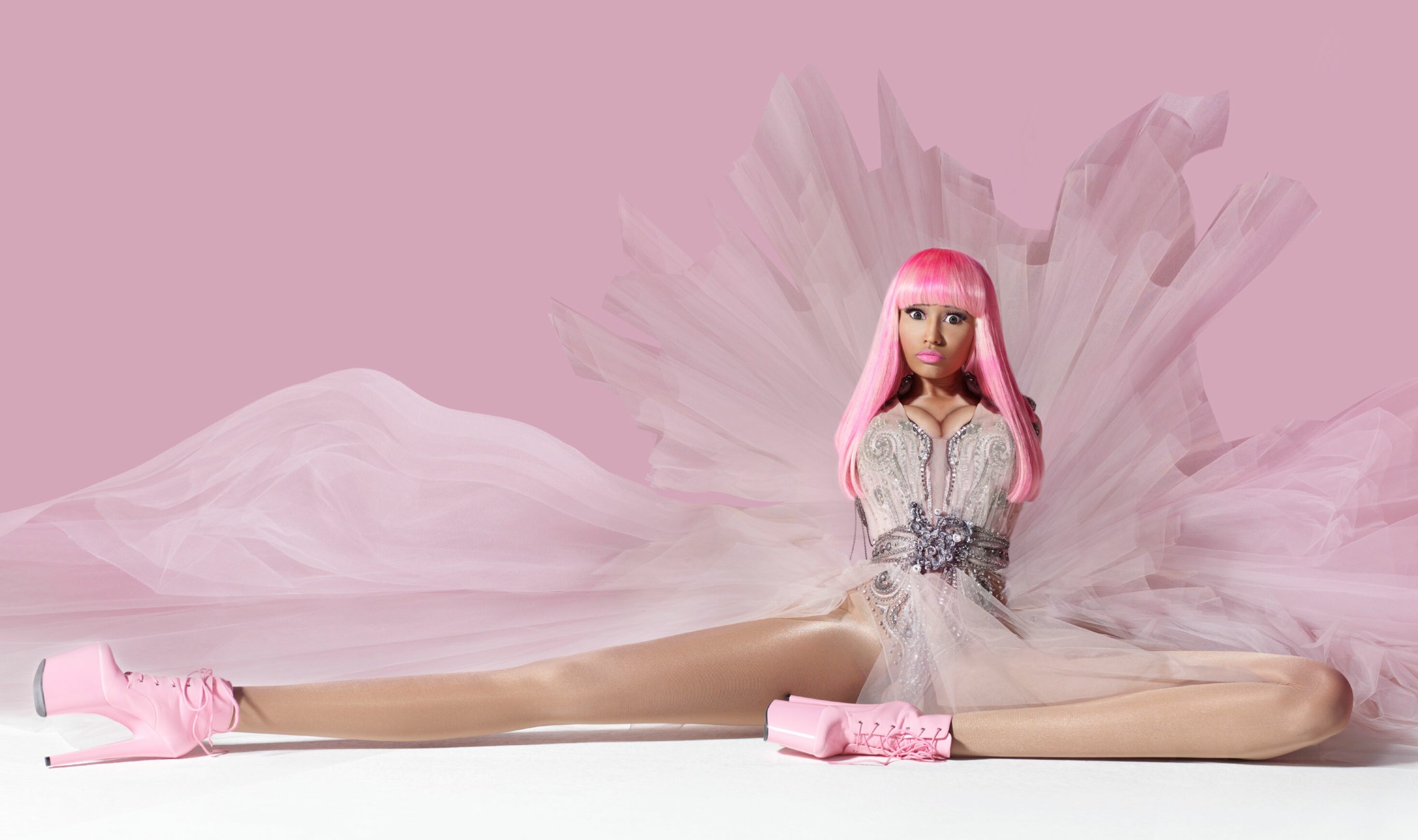 Nicki Minaj: Debut album, Pink Friday (2010), topped the U.S. Billboard 200 chart. 2940x1740 HD Background.