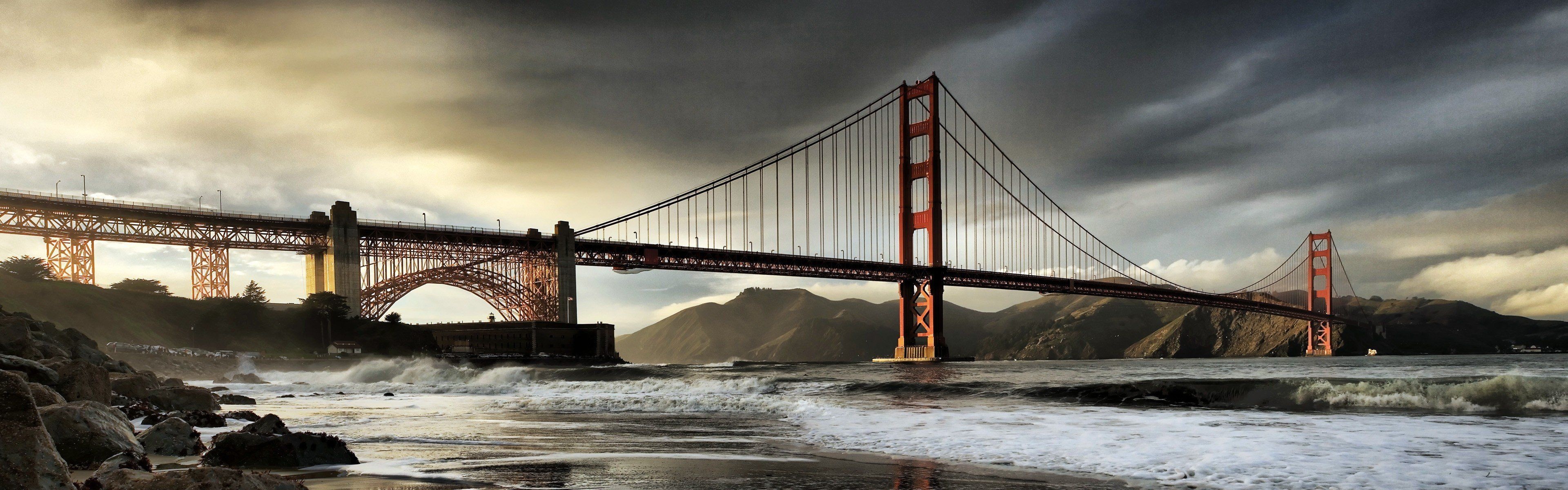Bridge: The Golden Gate, One of the most internationally recognized symbols of San Francisco and California. 3840x1200 Dual Screen Wallpaper.