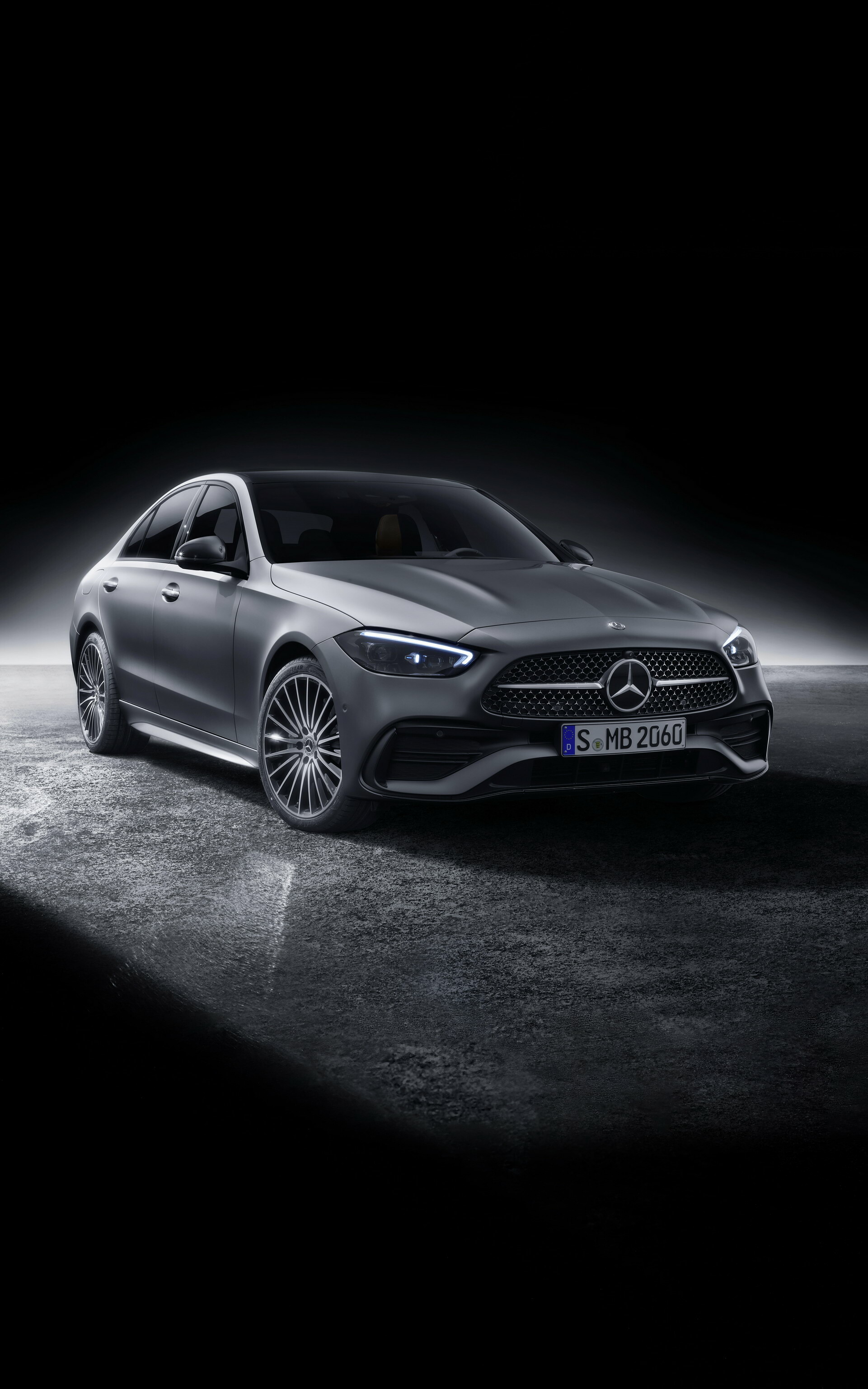 Mercedes-Benz: Both right and left-hand versions of the C-class are built in the plant in East London, South Africa. 1930x3080 HD Wallpaper.