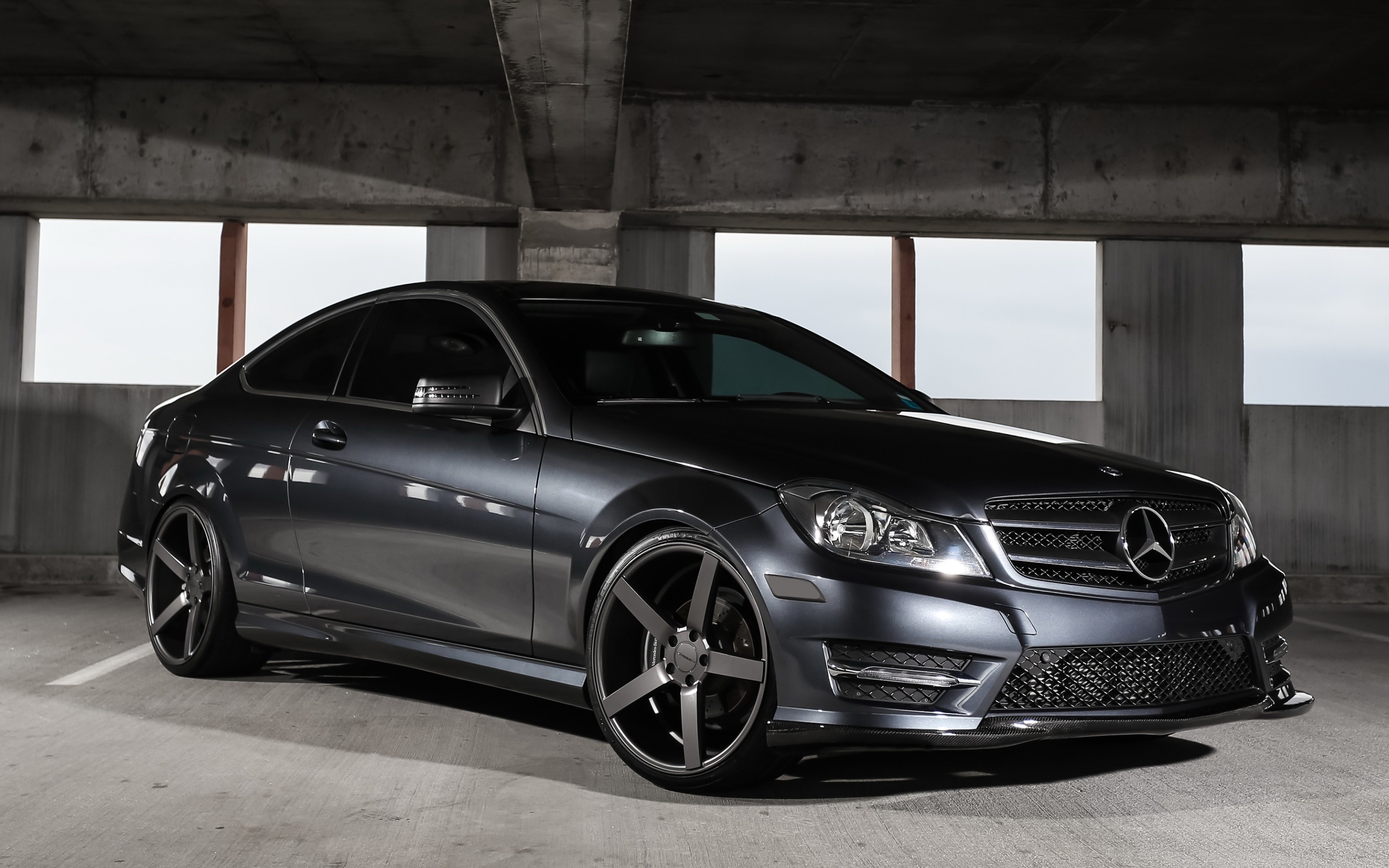 Mercedes-Benz C-Class, Sporty and elegant, High-performance capabilities, German engineering, 2880x1800 HD Desktop