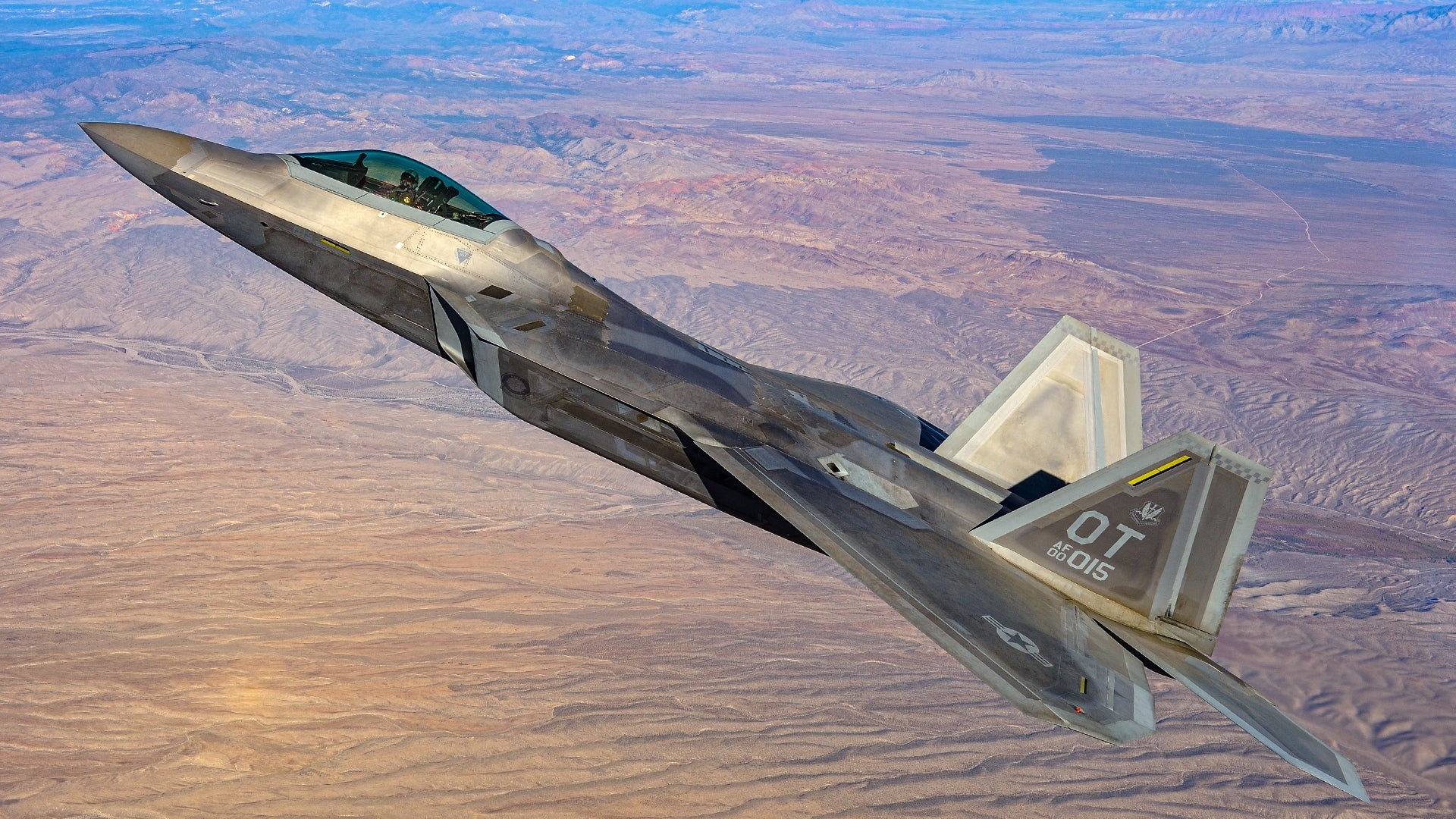 F-22 Raptor, Aim-260 missile, Green Bats testers, Readiness achieved, 1920x1080 Full HD Desktop