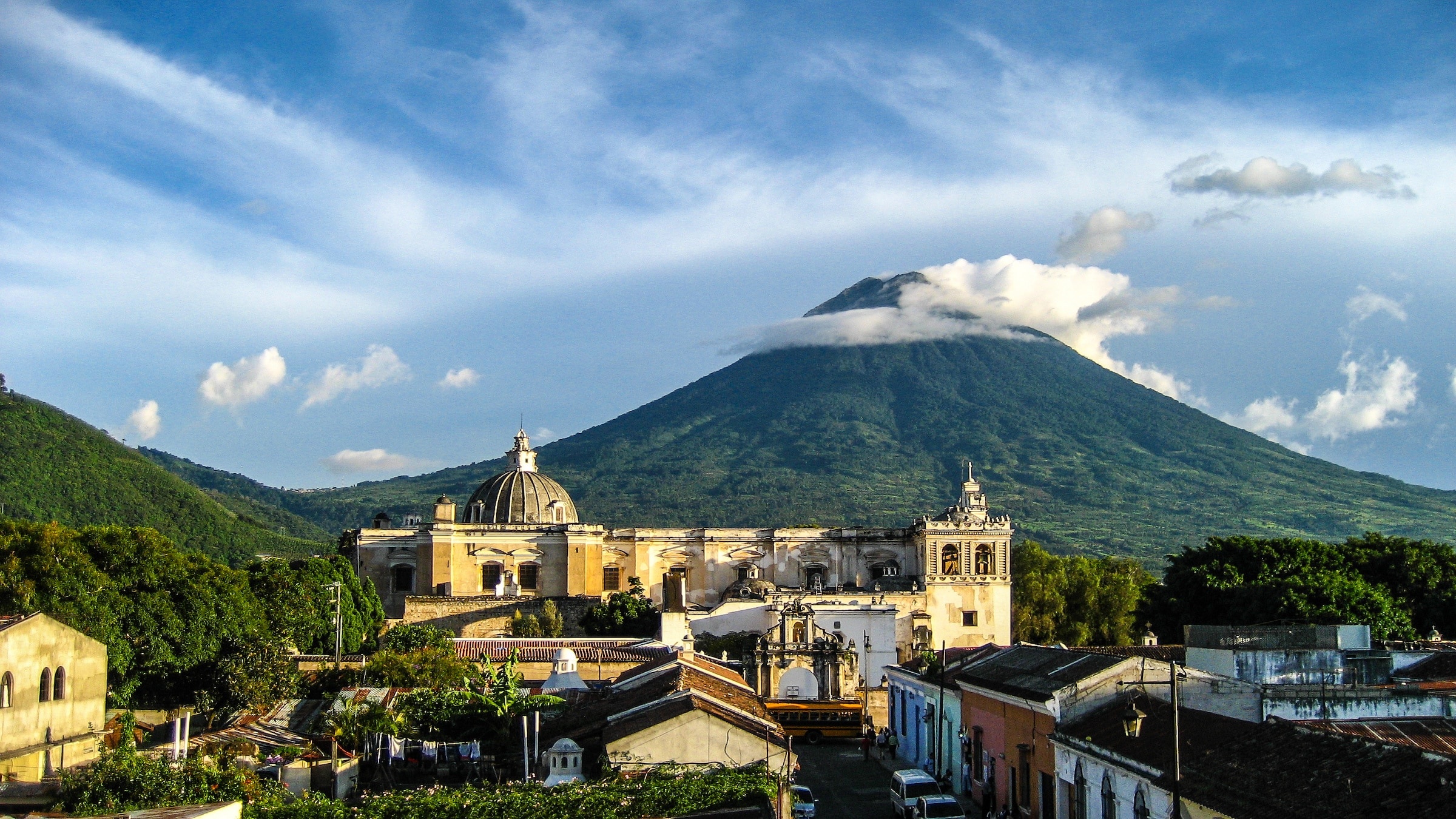 Guatemala travel guide, Travels expert, Central America, 2400x1350 HD Desktop