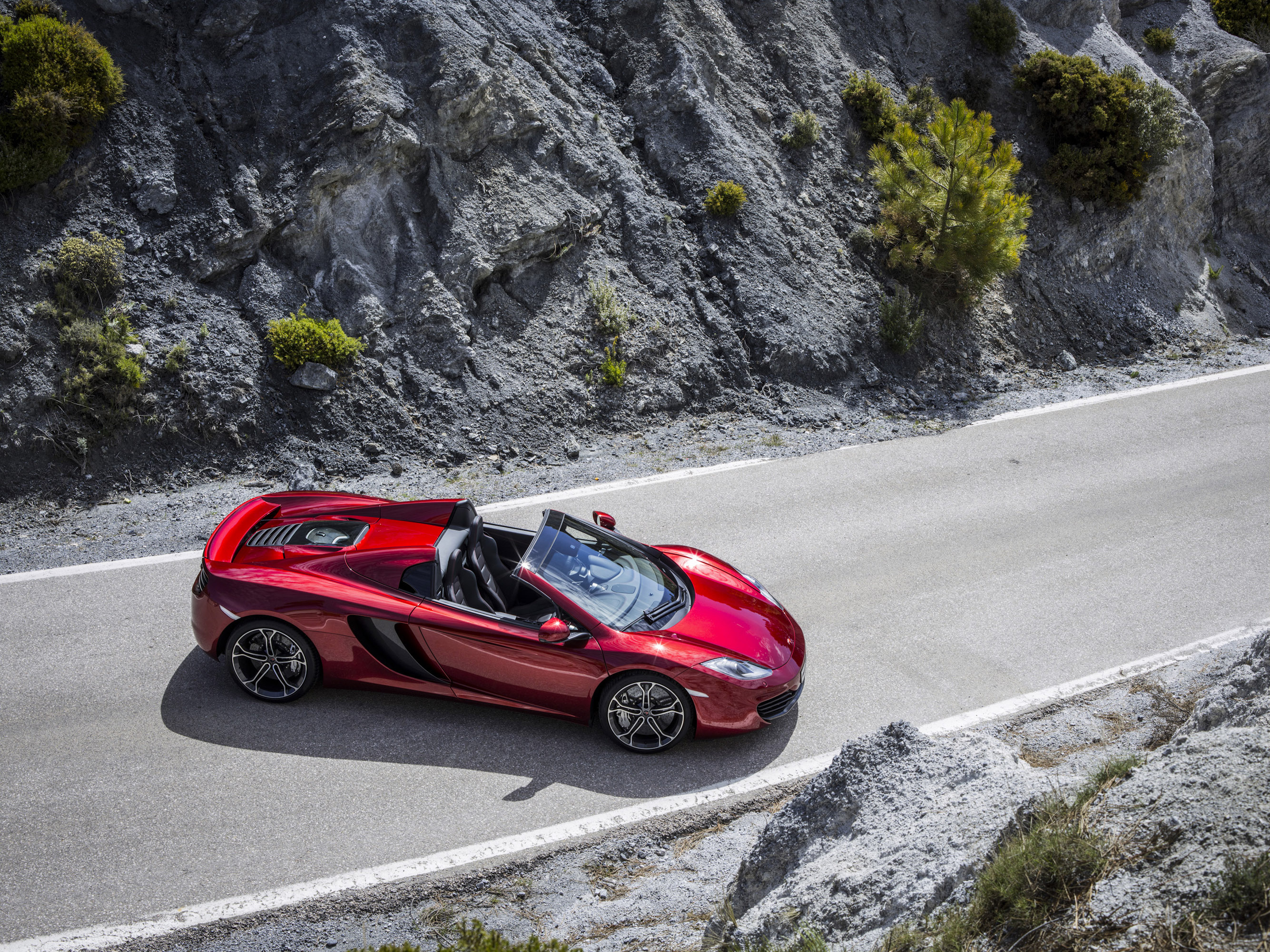 McLaren 12C, Auto beauty, Open-top thrill, Speed sensation, 2670x2000 HD Desktop