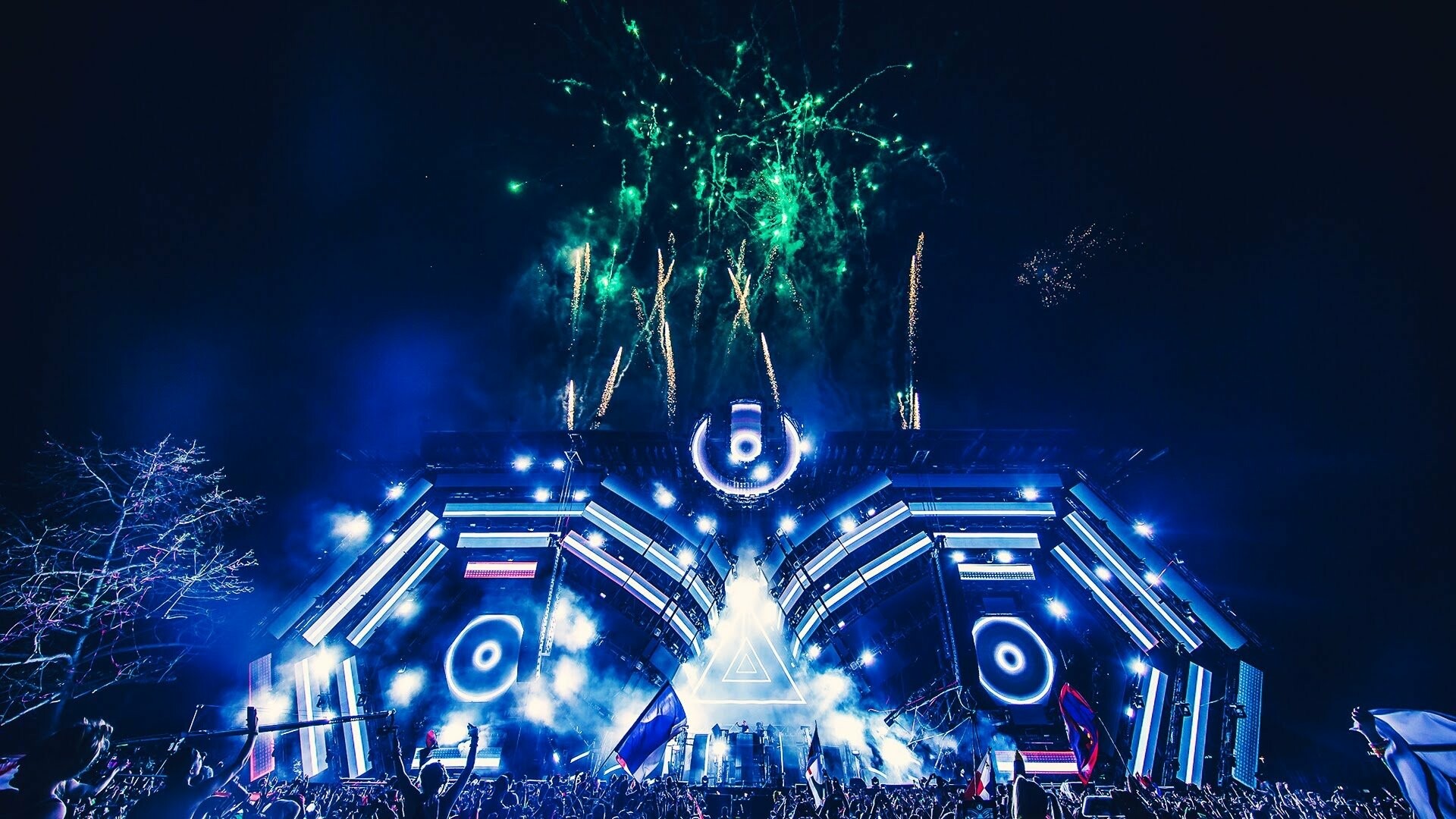Festival: UMF, A community event with EDM performances. 1920x1080 Full HD Background.