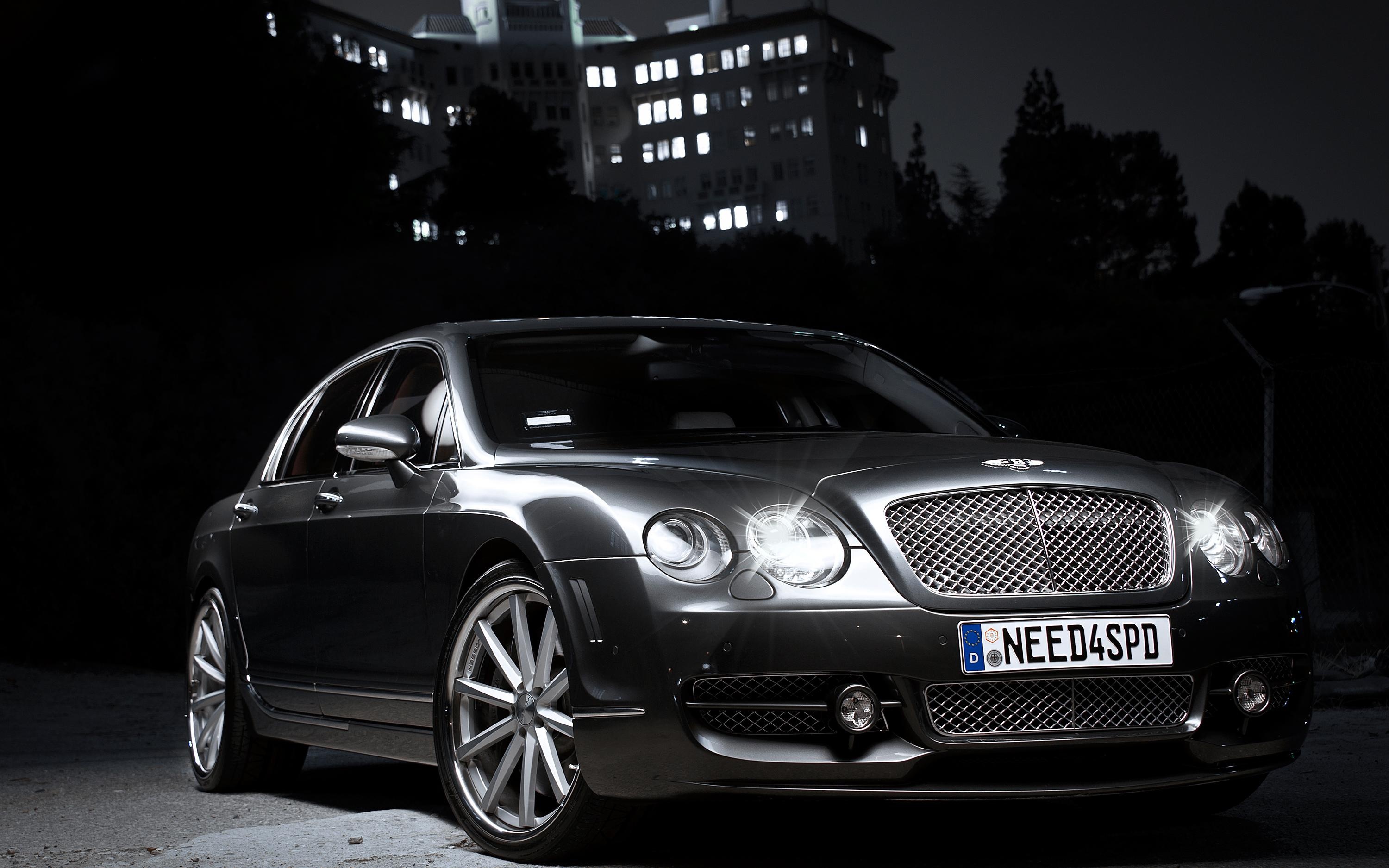 Bentley Flying Spur, Luxury automotive, Timeless design, Driving opulence, 3000x1880 HD Desktop