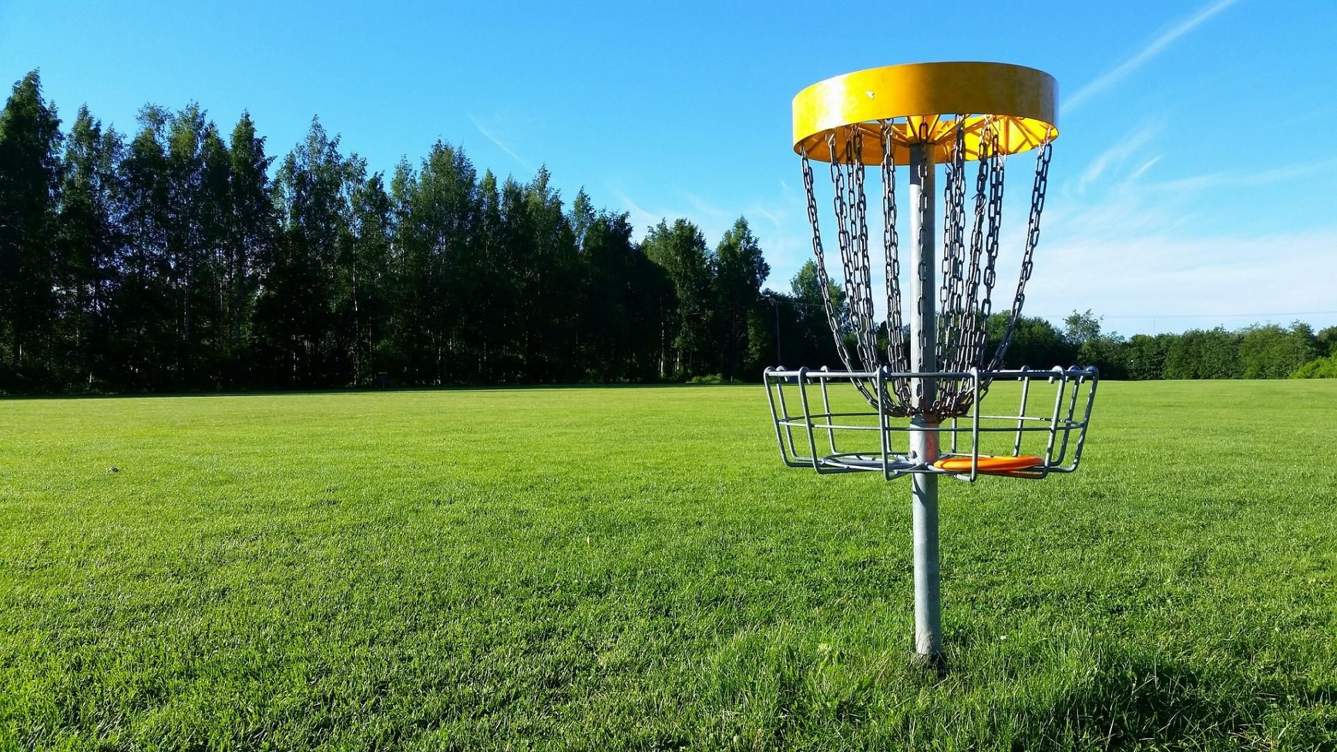 Flying Disc Sports: Courses to Play Frisbee Golf in BC, Disc Golf Game Equipment. 1920x1080 Full HD Wallpaper.