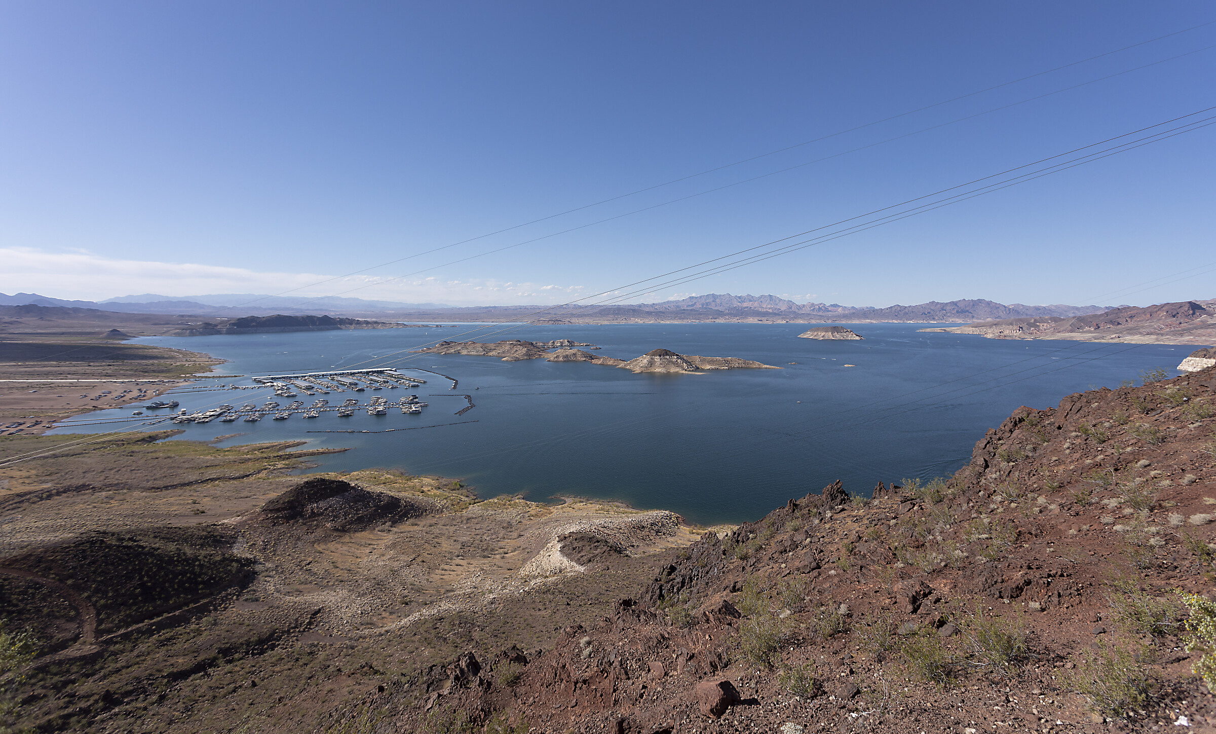 Lake Mead, Scenic beauty, Mesmerizing views, Unforgettable experience, 2400x1450 HD Desktop