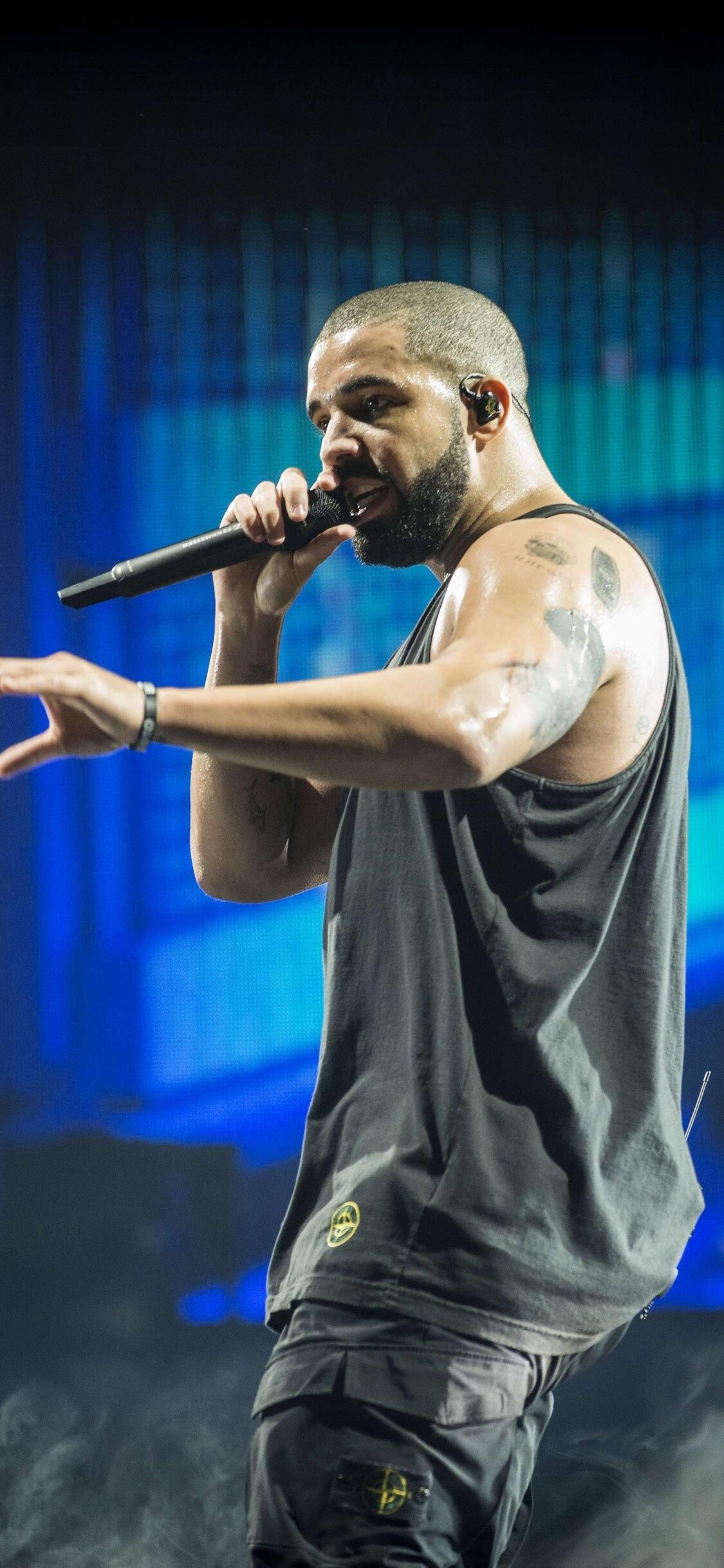 Drake: Achieved 11 number-one hits on the Billboard Hot 100 and holds further Hot 100 records. 1130x2440 HD Wallpaper.