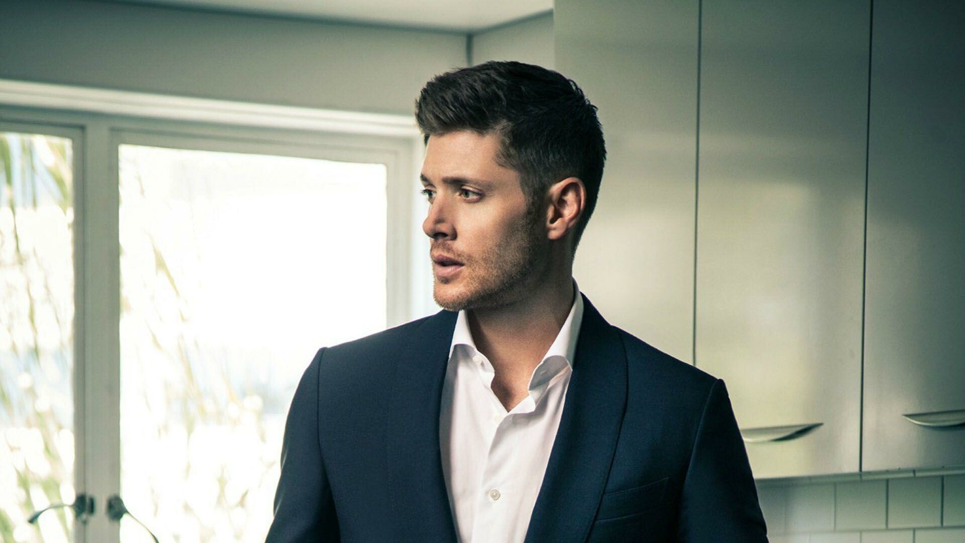 Jensen Ackles: Played Malcolm in an American television sitcom, Mr. Rhodes. 1920x1080 Full HD Wallpaper.