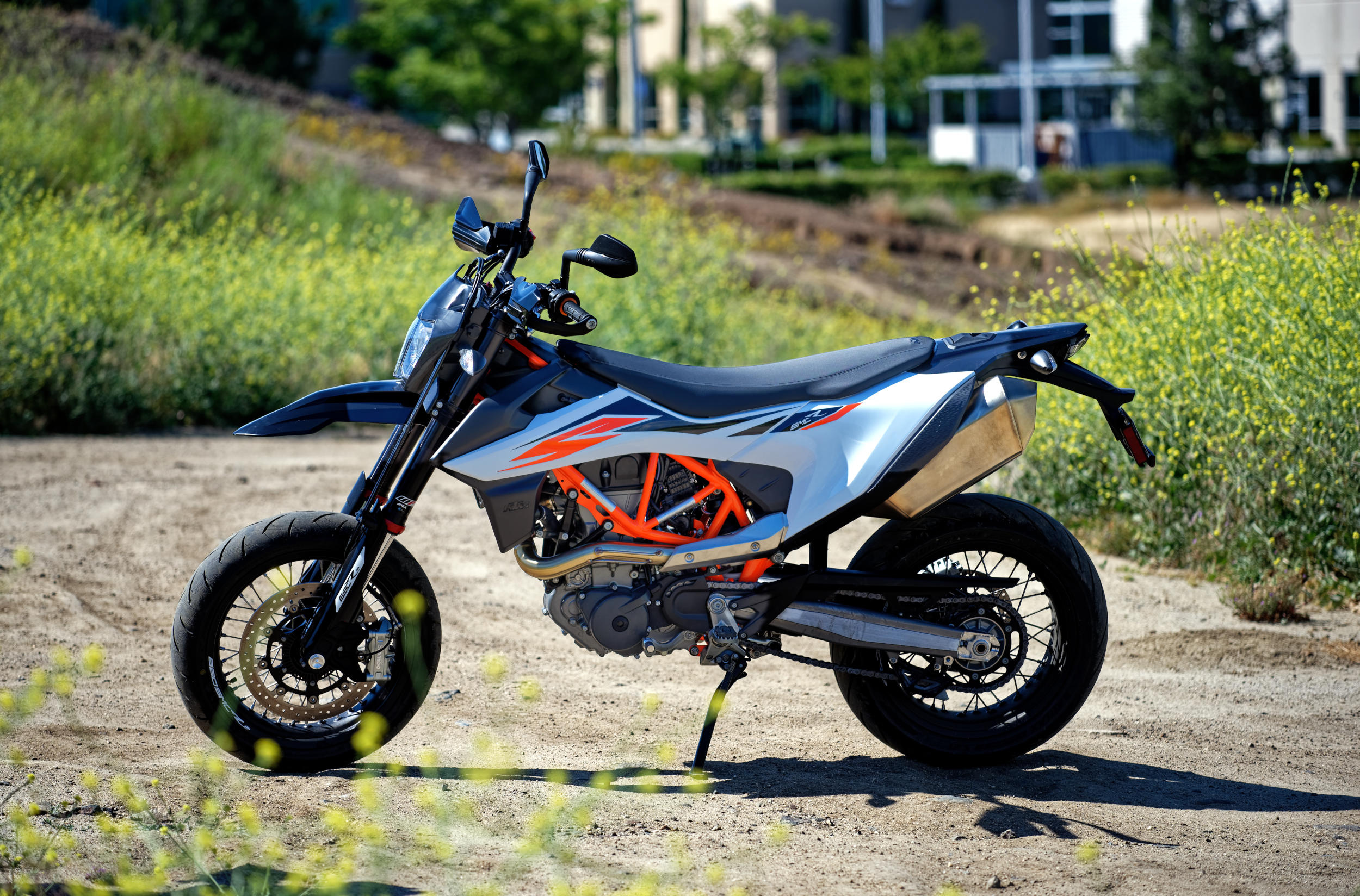 KTM 690 SMC, 2019 model, Ride review and product insights, 2500x1650 HD Desktop