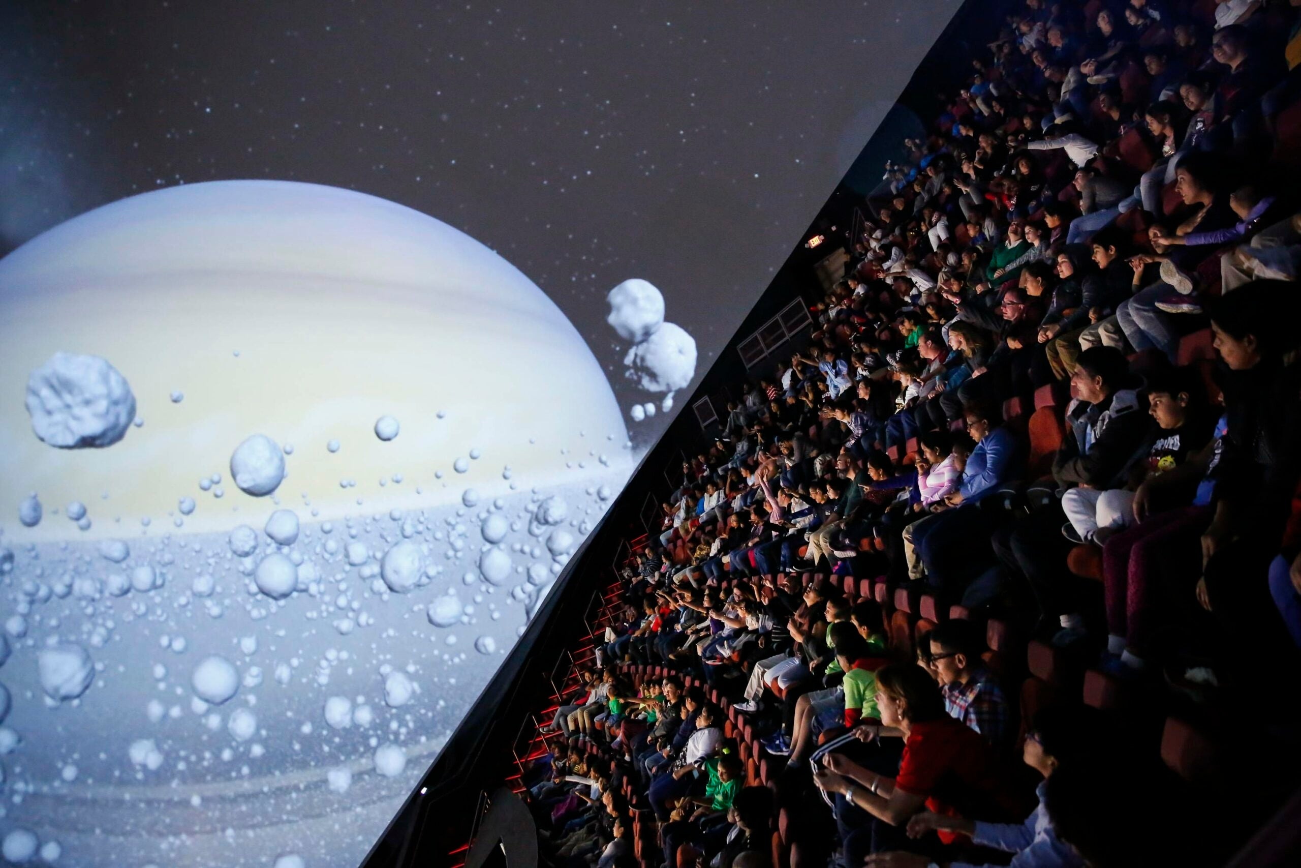 Planetariums, Modern technology, Science education, Future of space exploration, 2560x1710 HD Desktop