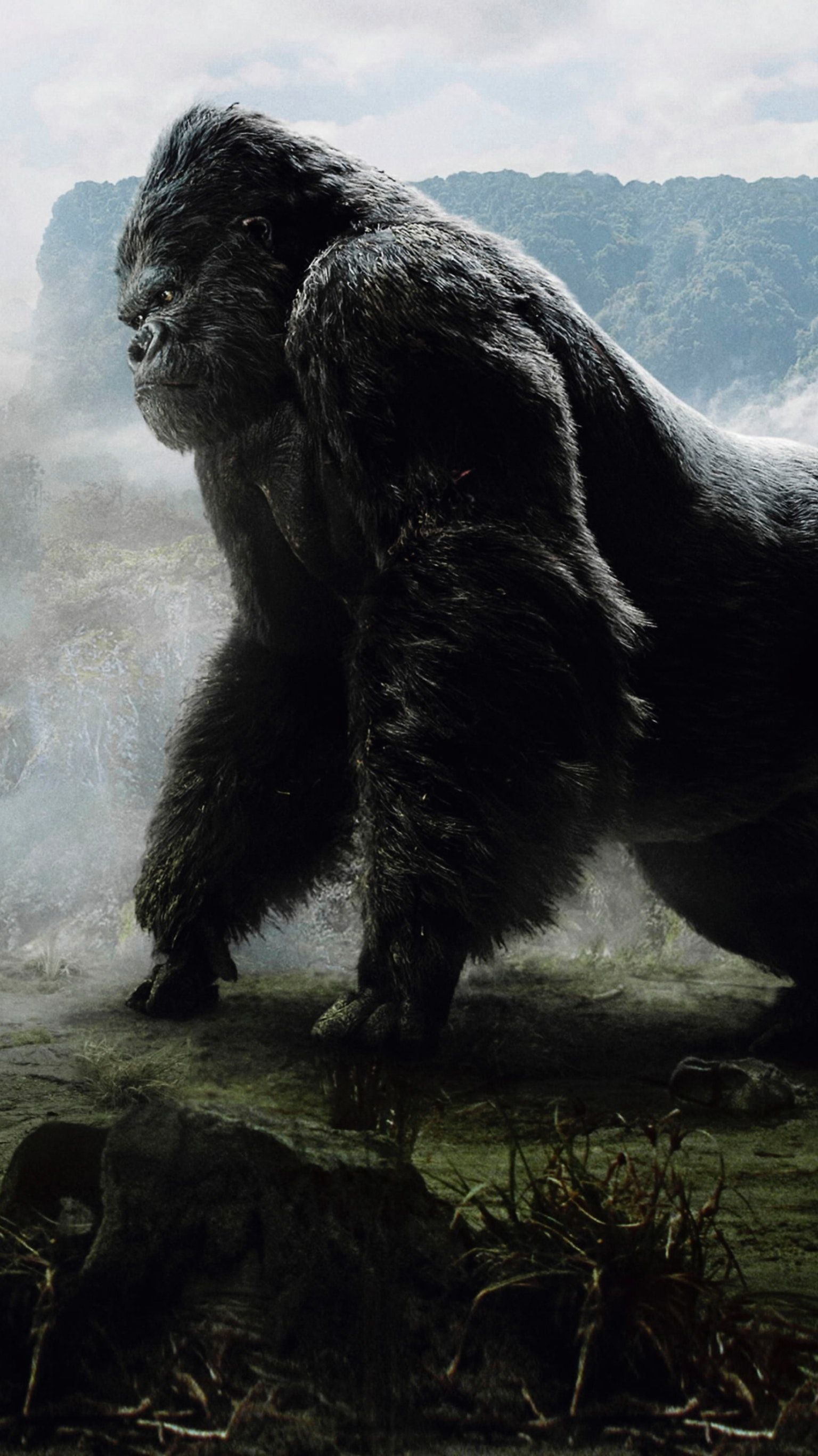 King Kong: Monster is able to climb skyscrapers and leap across great distances. 1540x2740 HD Background.