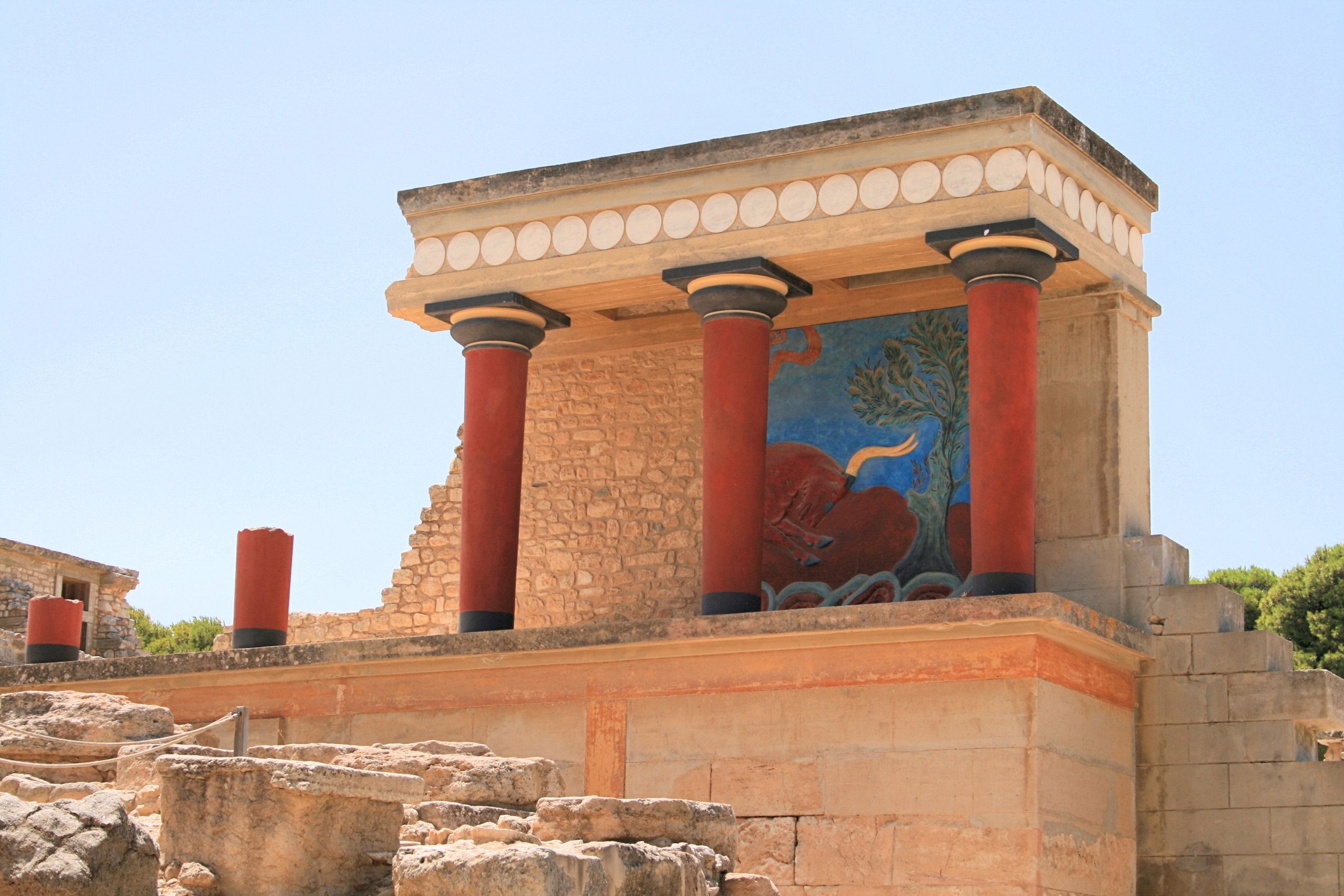 Knossos Palace, Ancient ruins, Historic wallpapers, Timeless beauty, 2560x1710 HD Desktop