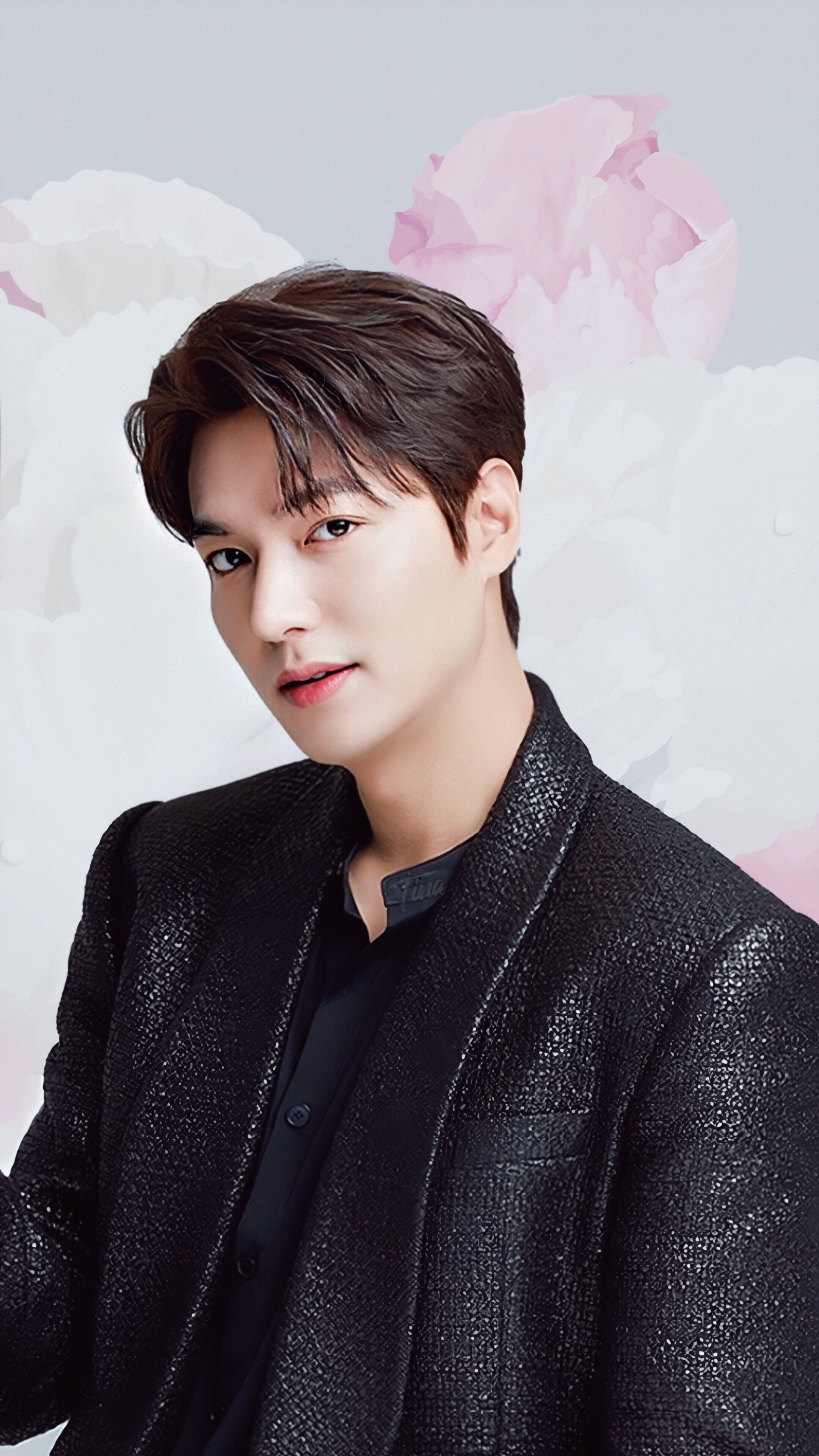 Lee Min-ho: A South Korean actor, singer, model, creative director, and businessman. 2160x3840 4K Background.