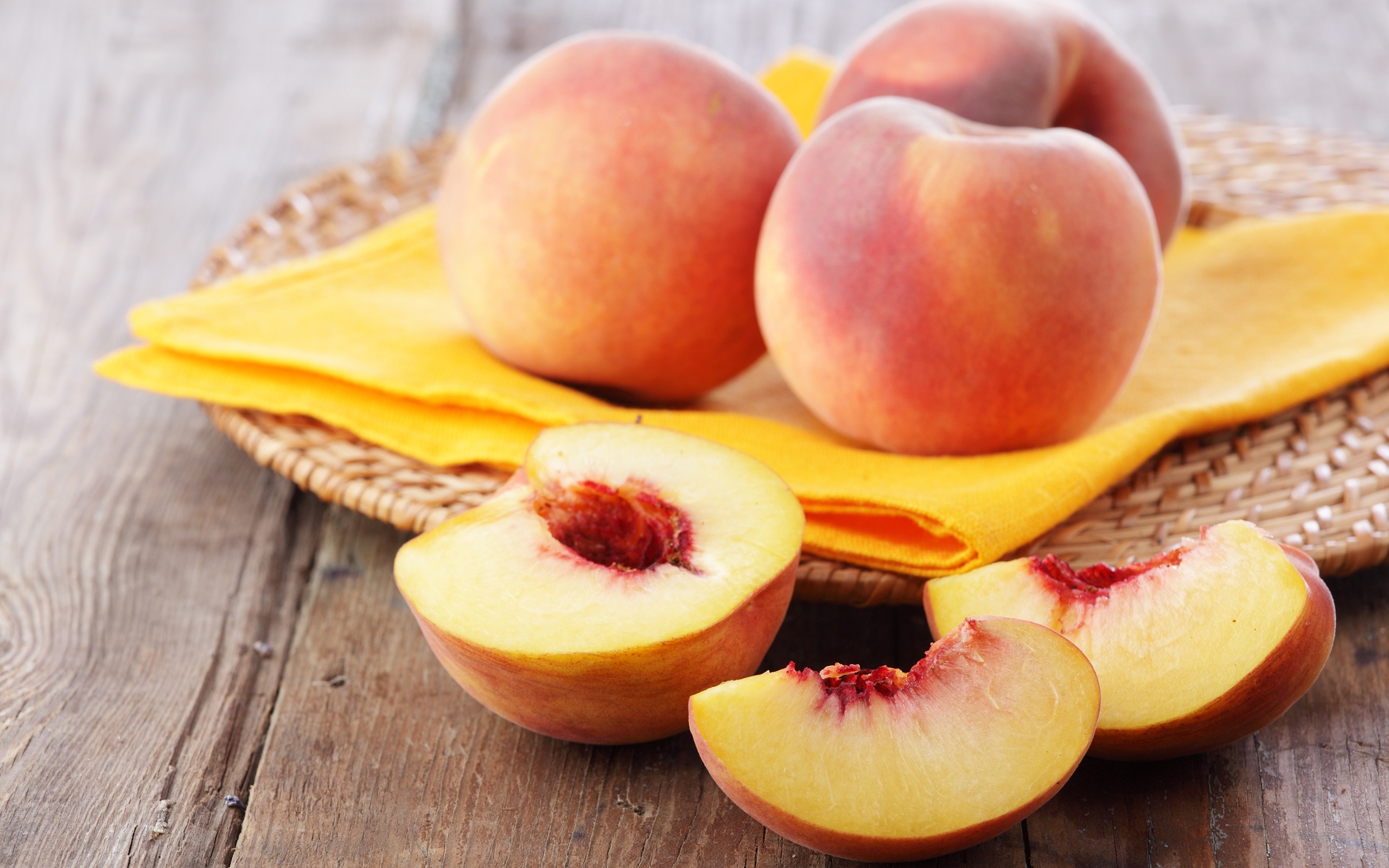 Peach: Native to China, Widely cultivated throughout temperate regions. 2560x1600 HD Wallpaper.