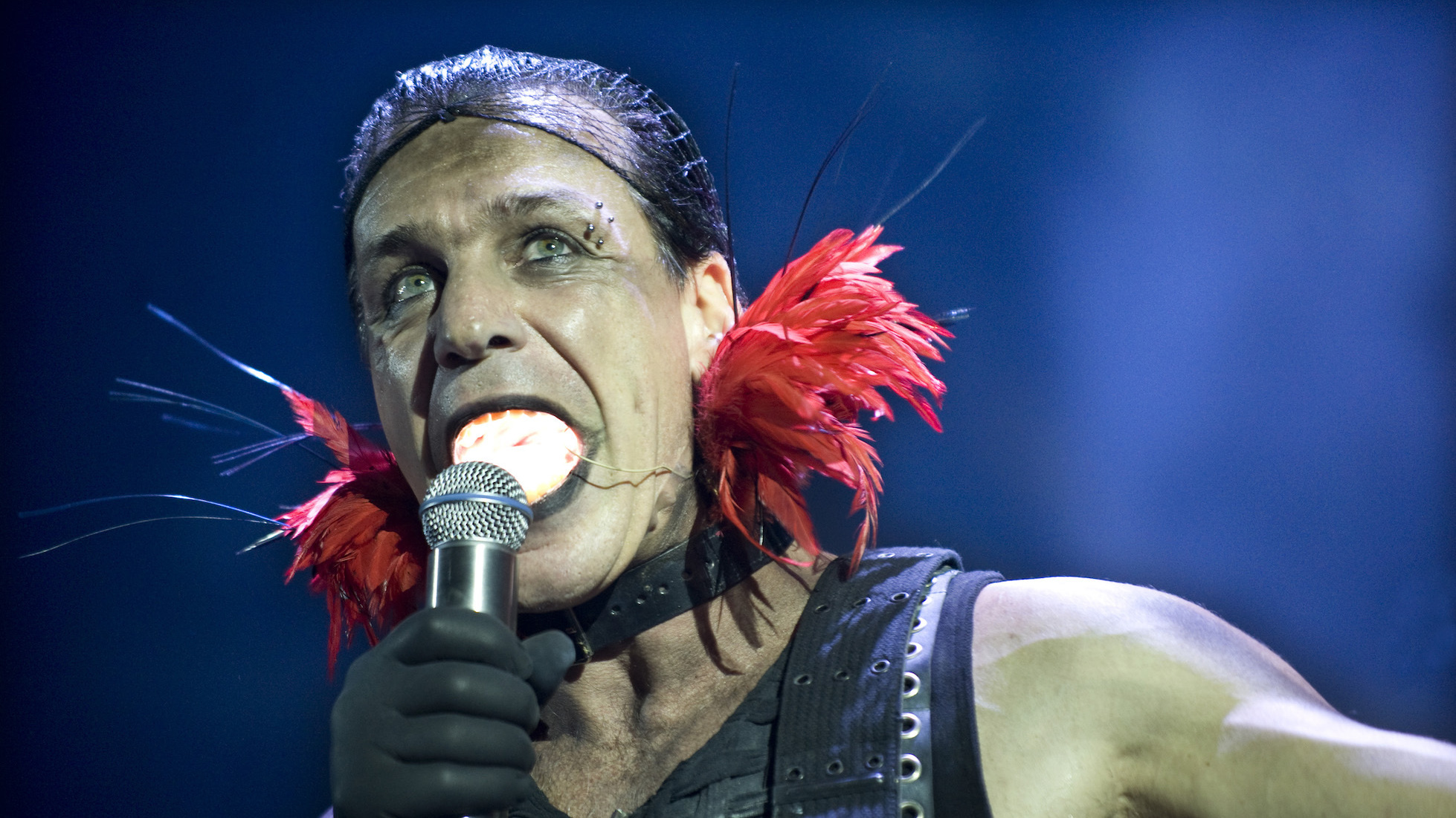 Rammstein: The vocalist of the industrial metal band, Born in Leipzig, East Germany. 1960x1110 HD Wallpaper.