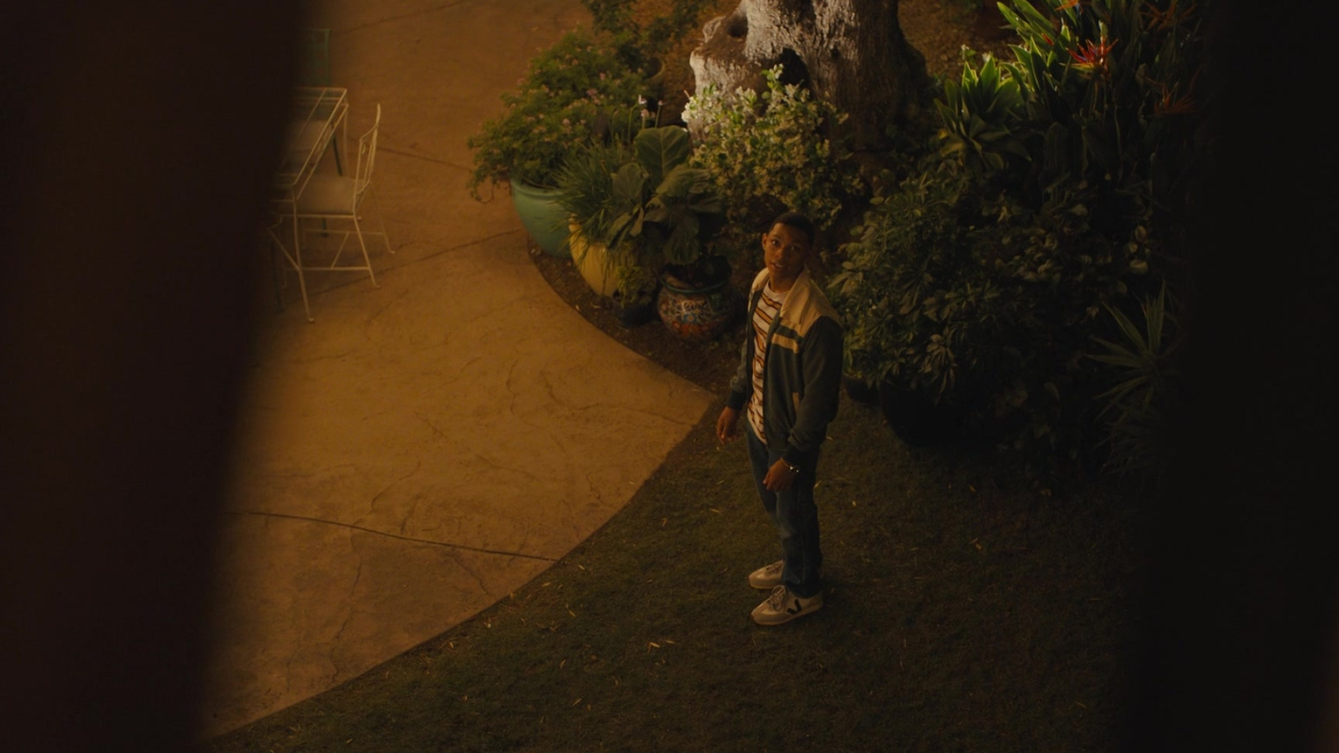 Hollywood Stargirl (2022): Elijah Richardson as Evan, Susan's neighbor, Disney+ movie. 1920x1080 Full HD Background.