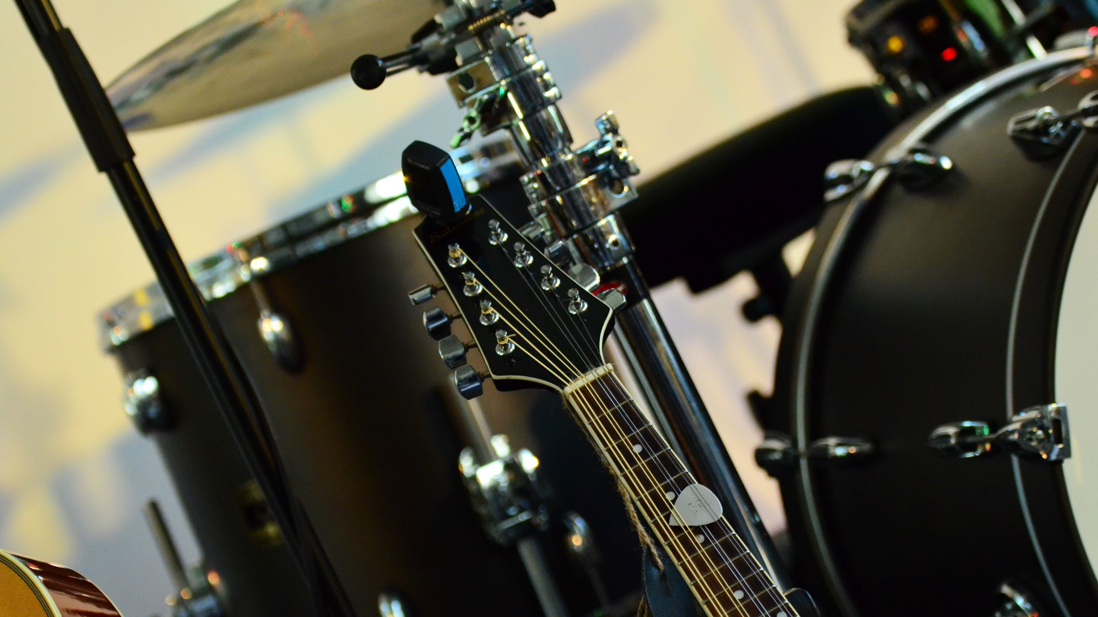 Musical Instruments: Guitar head, Tuning keys, Nut, Accessories for the band and orchestra. 3840x2160 4K Wallpaper.