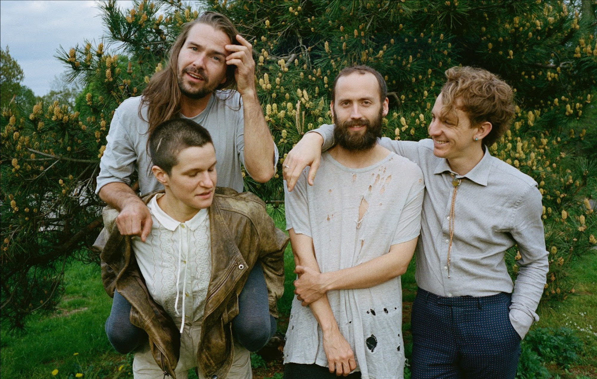 Big Thief band, Apology for t-shirt design, Attention to detail, 2000x1270 HD Desktop