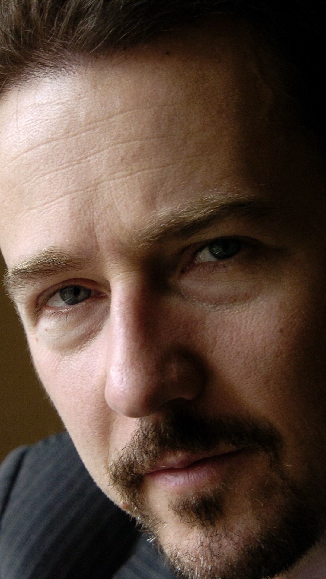 Edward Norton, Celebs, Wallpaper gallery, Stunning pictures, 1080x1920 Full HD Handy