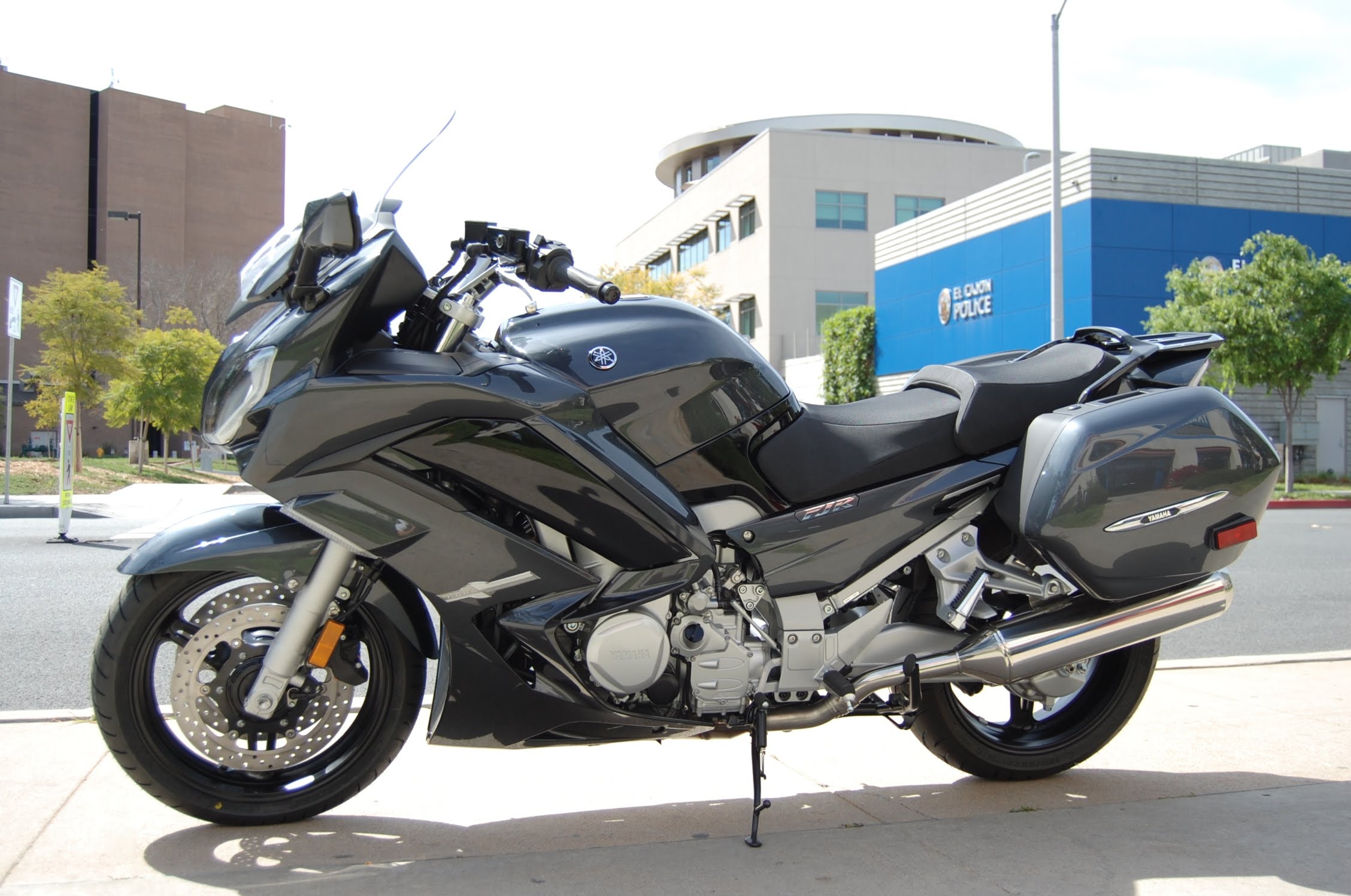 Yamaha FJR1300, Two-wheeled thrill, Ultimate touring motorcycle, Power-packed performance, 2260x1500 HD Desktop