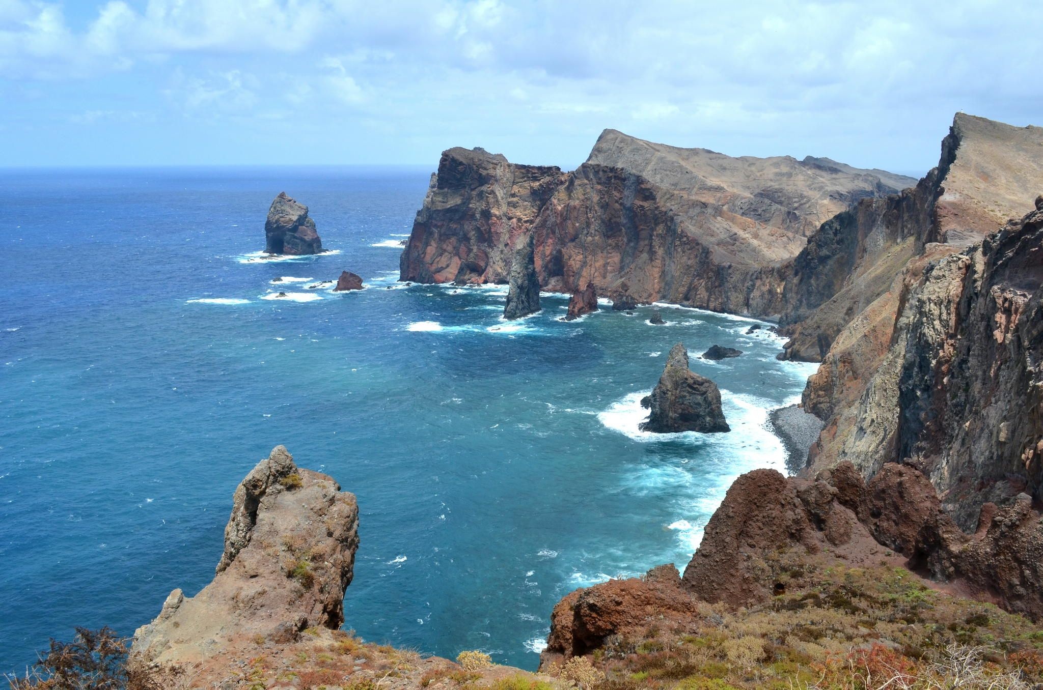 Madeira travels, Exploring Madeira island, Funchal's beauty, 2050x1360 HD Desktop