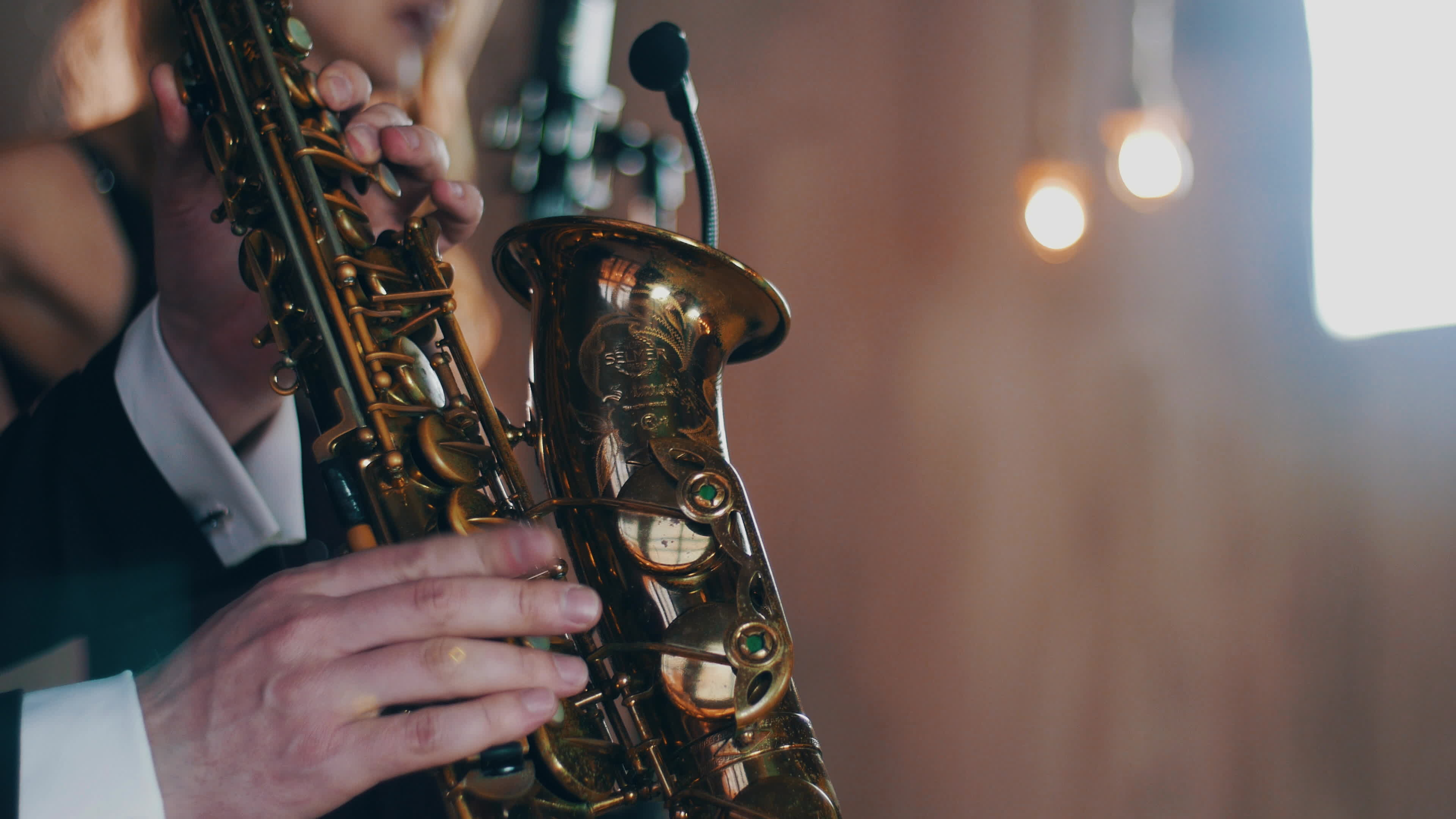 Saxophone: Jazz artist, Professional musician, A single-reed brass musical instrument. 3840x2160 4K Wallpaper.
