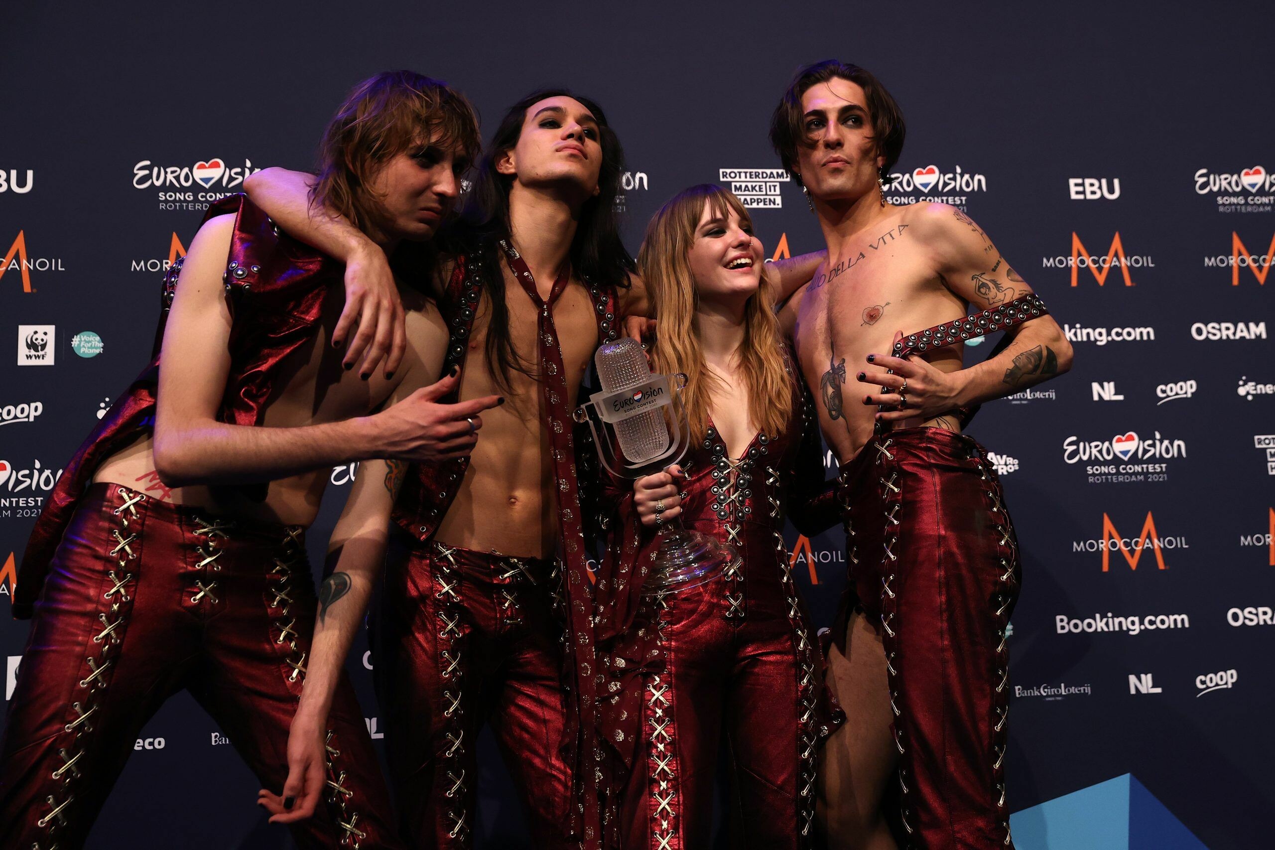 Maneskin: The band is composed of Damiano David, Victoria De Angelis, Thomas Raggi, and Ethan Torchio. 2560x1710 HD Wallpaper.