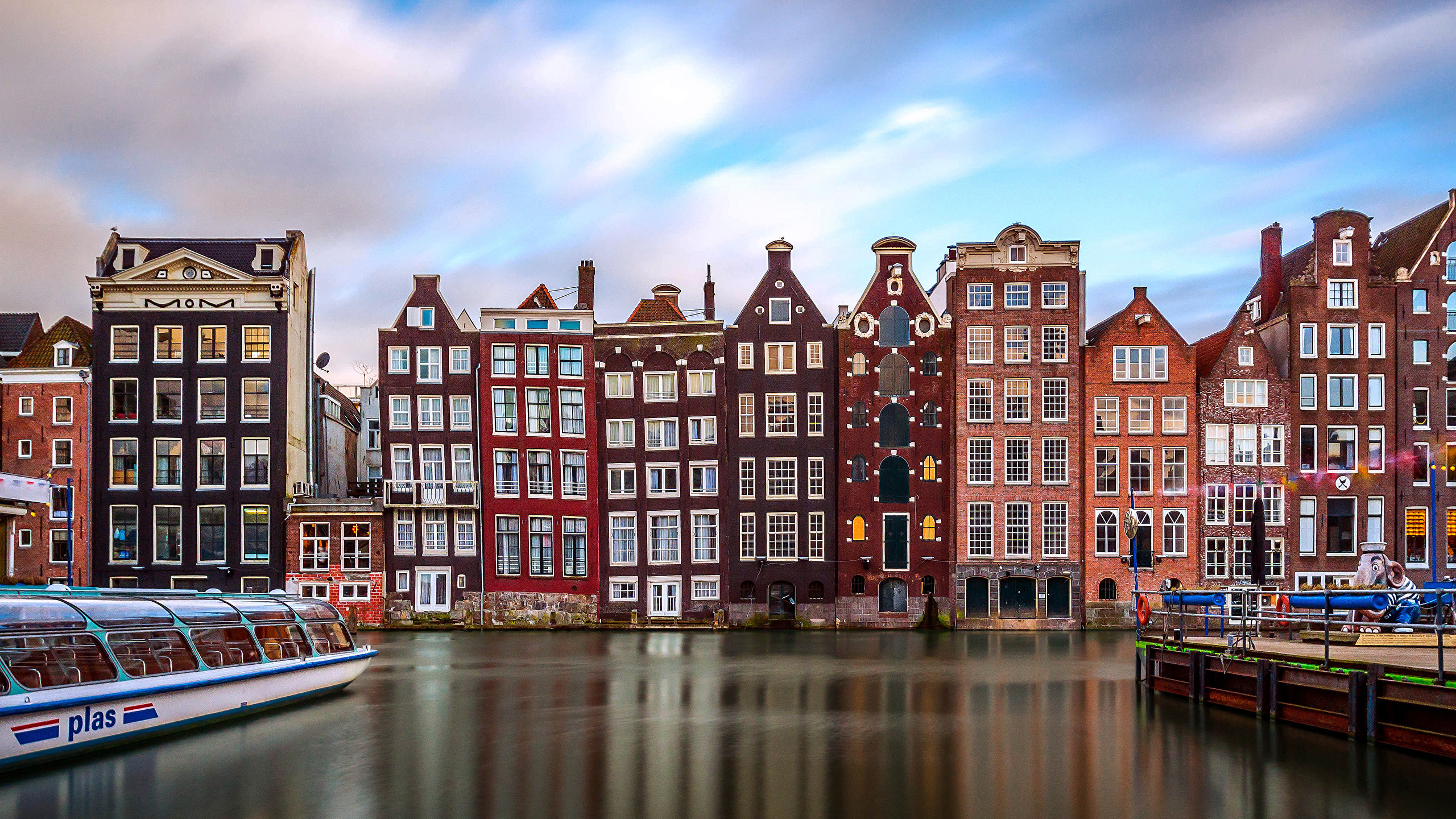 Amsterdam Skyline, Dutch capital, Canal network, Iconic architecture, 2560x1440 HD Desktop