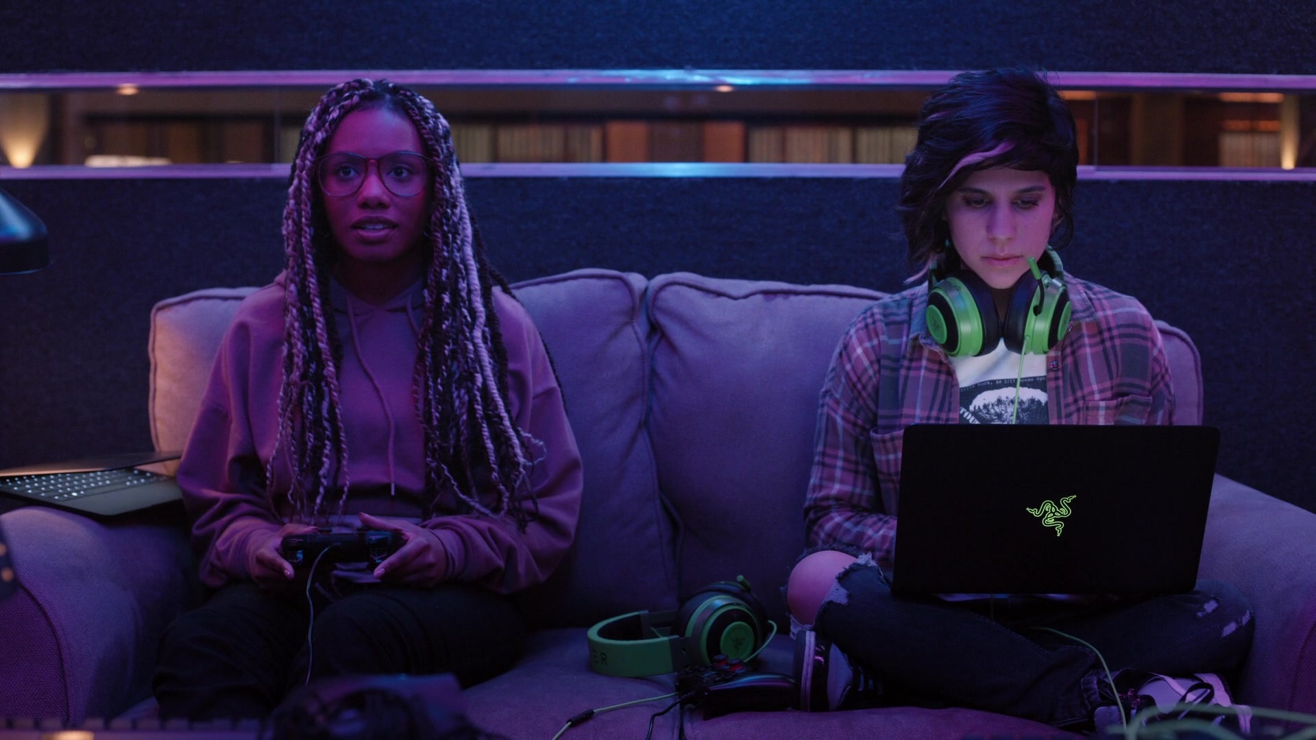 Razer Laptop And Headset Used By Ashly Burch As Rachel In Mythic Quest: Raven's Banquet Season 1 Episode 2 1920x1080