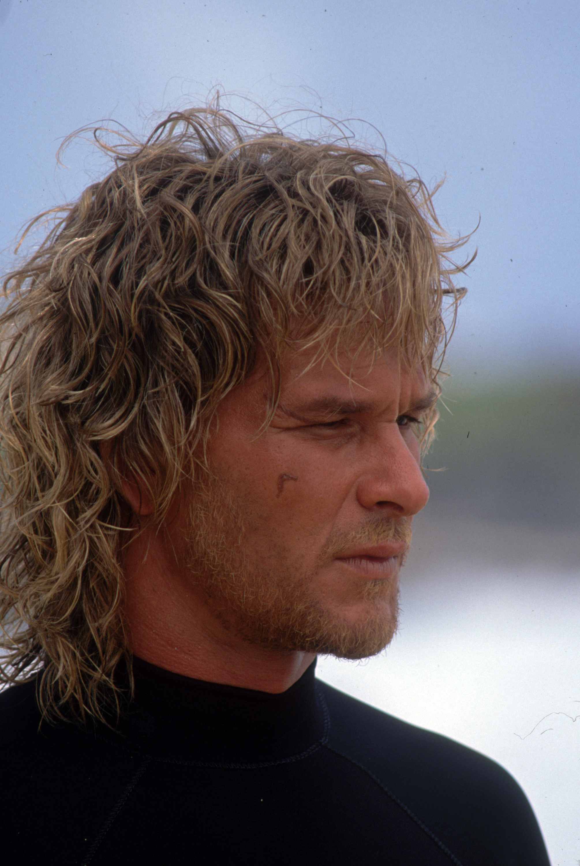Point Break, Patrick Swayze tribute, Iconic performance, Unforgettable character, 2010x3000 HD Phone