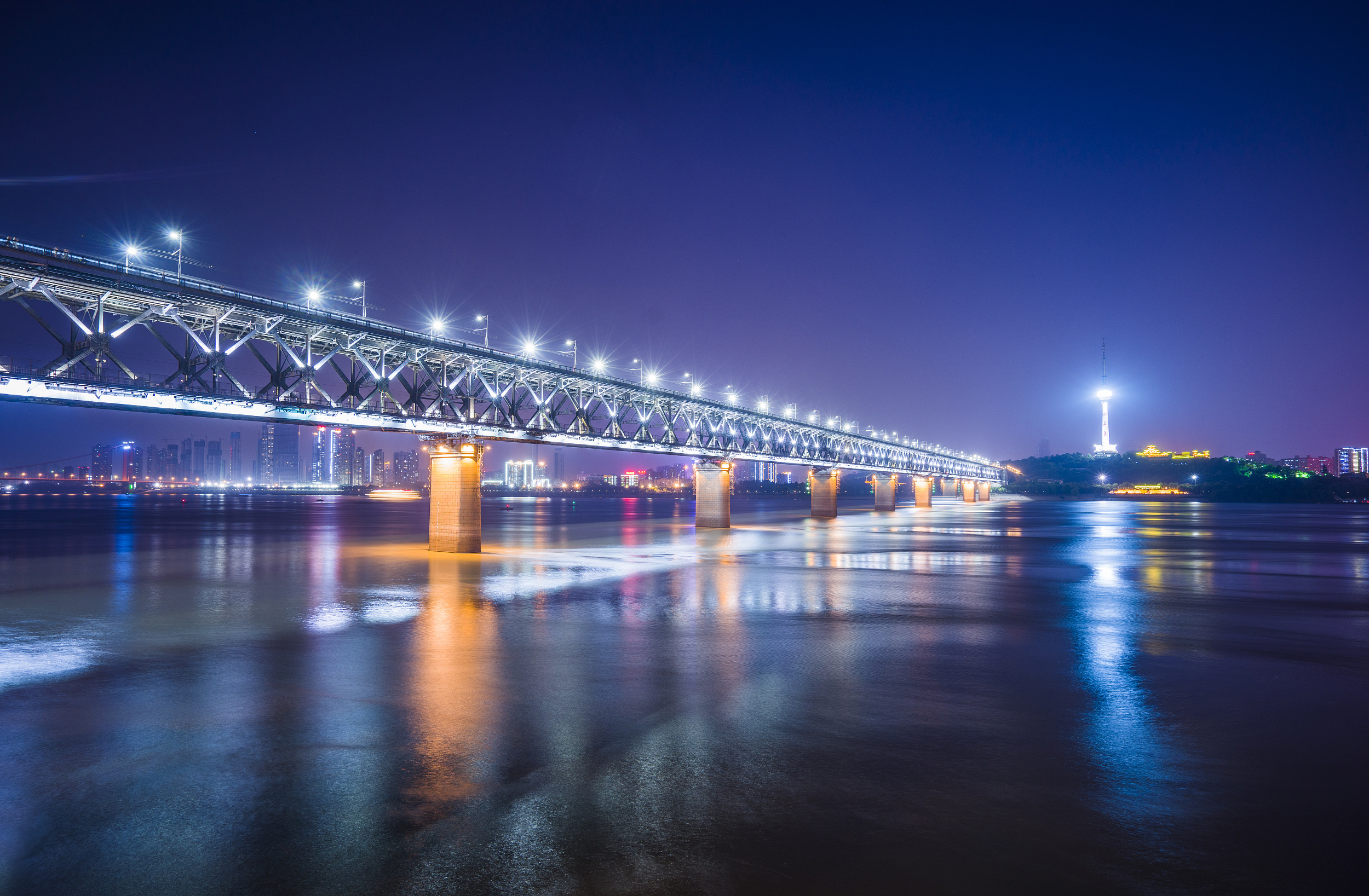 Yangtze bridge, Erqi attraction, Transportation address, Opening hours, 2500x1640 HD Desktop