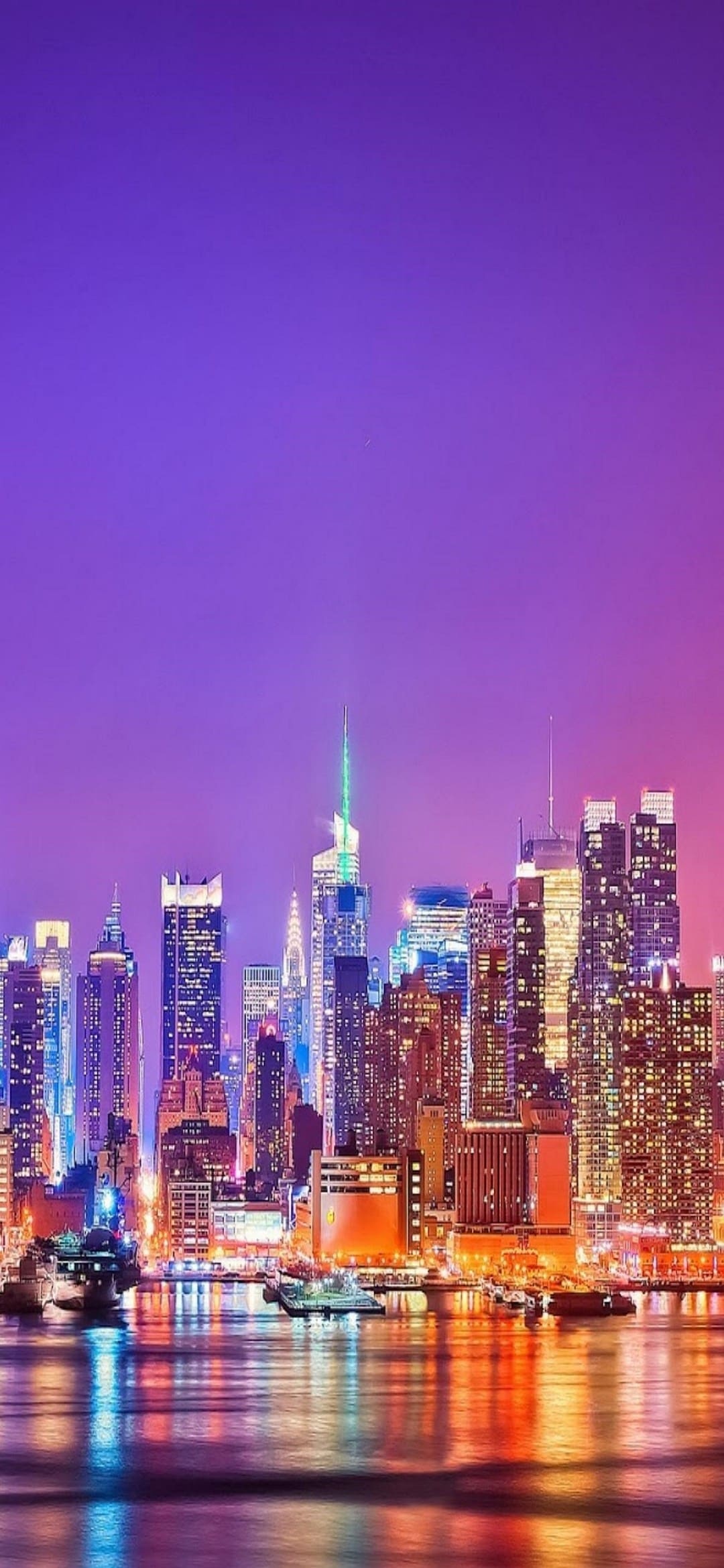 New York: The largest and most influential American metropolis. 1080x2340 HD Background.