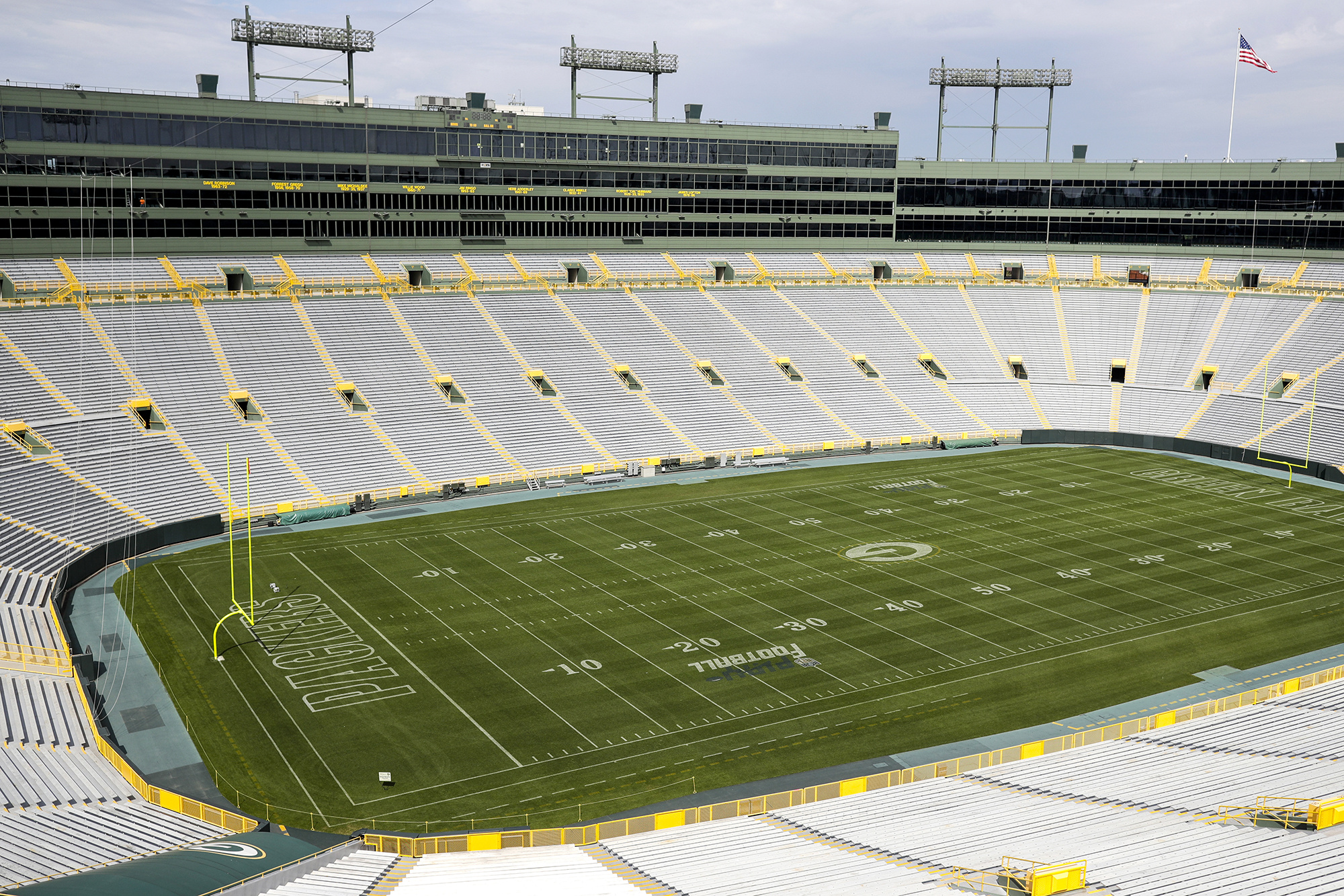 Lambeau Field, Packers Premium Seating, Travels, NFL, 2000x1340 HD Desktop