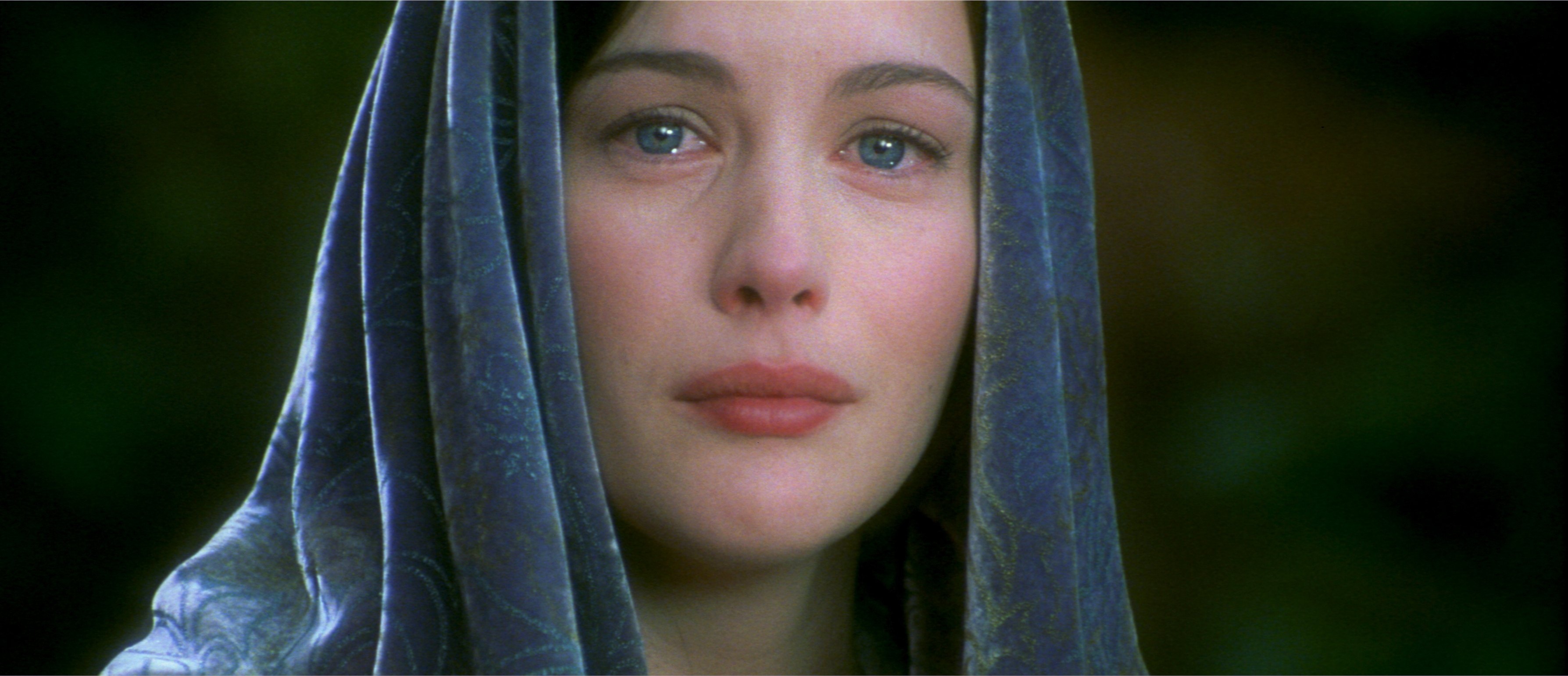 The Return of the King: Liv Tyler as Arwen, Elrond's daughter. 3580x1550 Dual Screen Background.