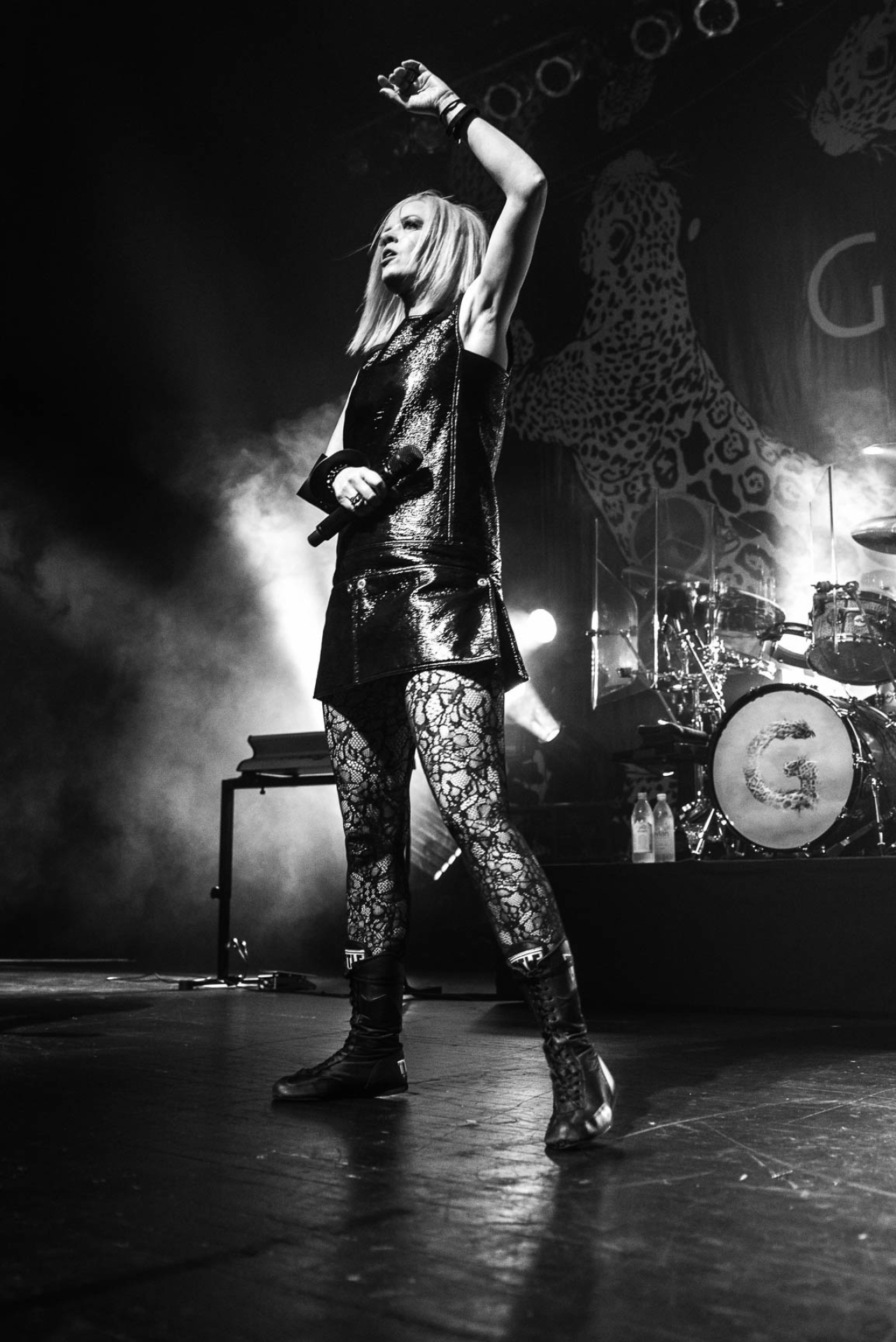 Garbage at Egyptian Room, Concert photos, Live performance, Music band, 1290x1920 HD Phone