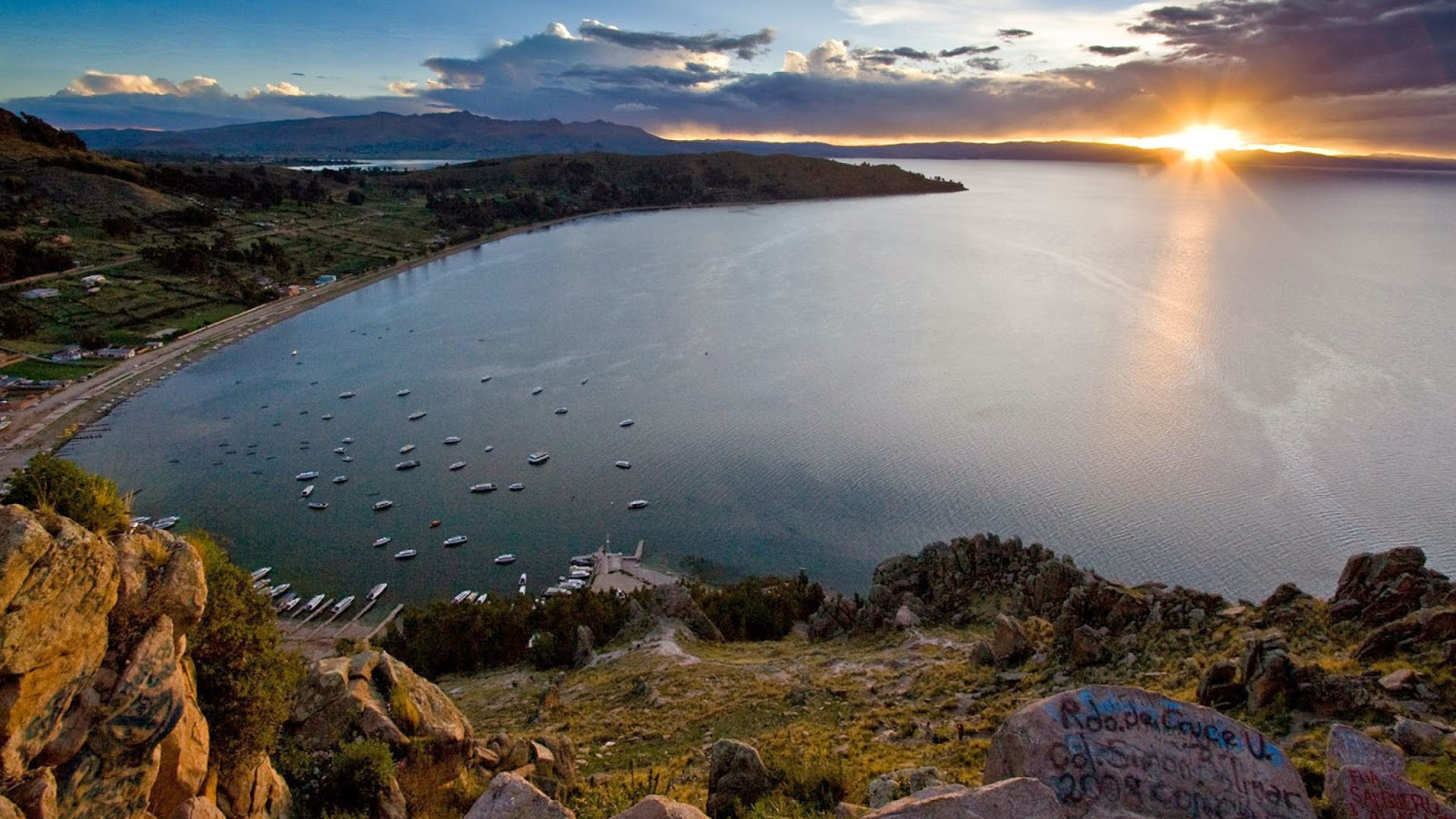 Lake Titicaca, Searching for the missing turist, Lago Titicaca, Infobae news, 1920x1080 Full HD Desktop