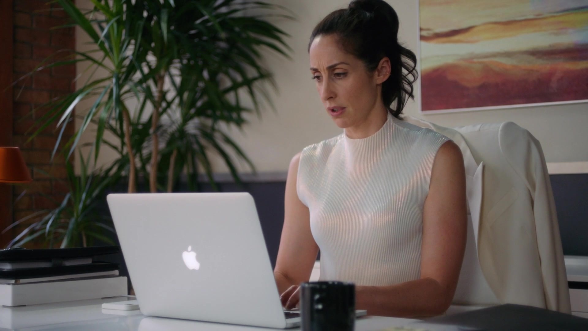 Workin' Moms MacBook laptop, Kate Foster character, Work-life balance, Season 5 episode 8, 1920x1080 Full HD Desktop