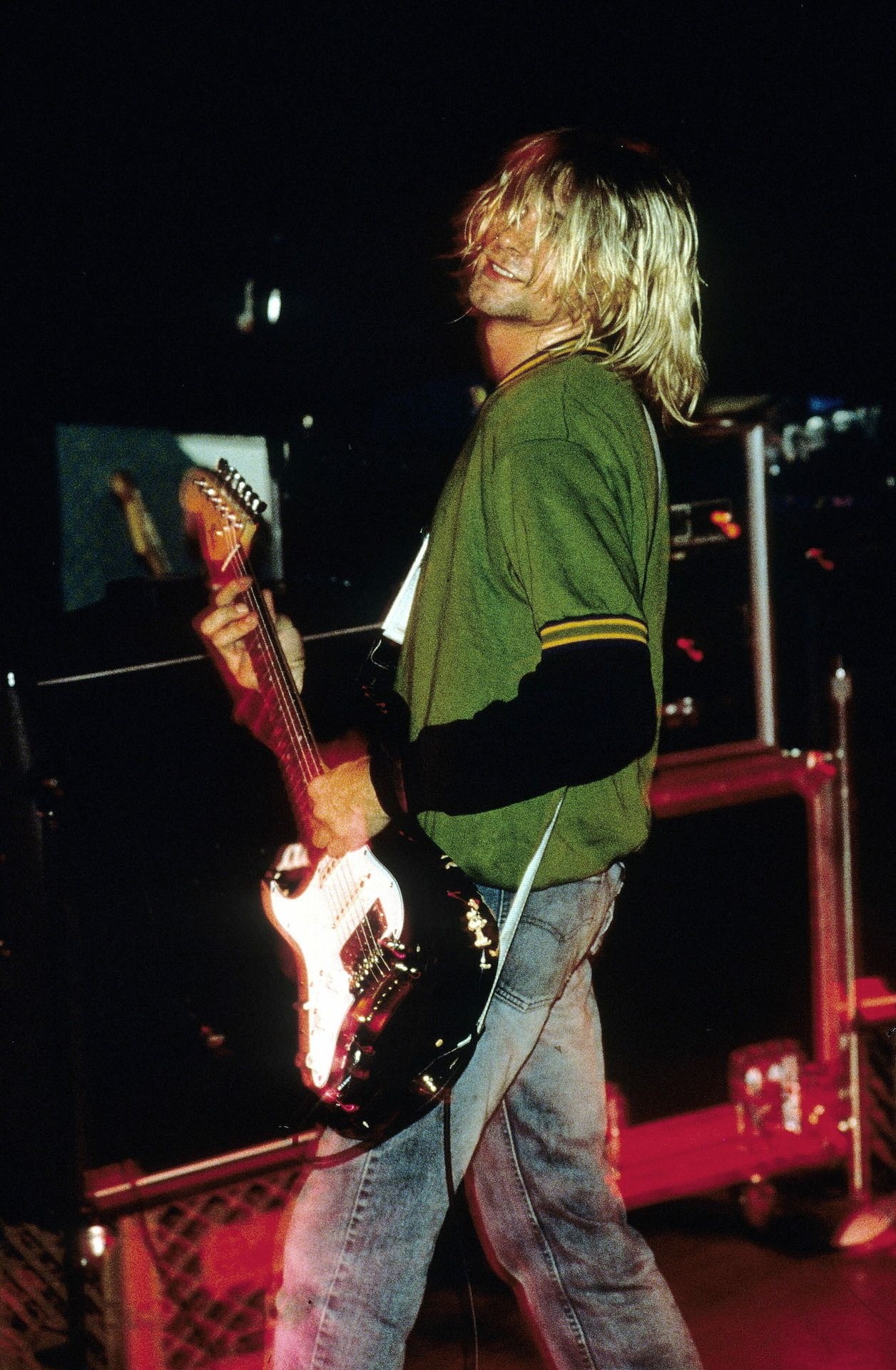 Kurt Cobain, Ideas and inspiration, Nirvana legend, 1260x1920 HD Handy