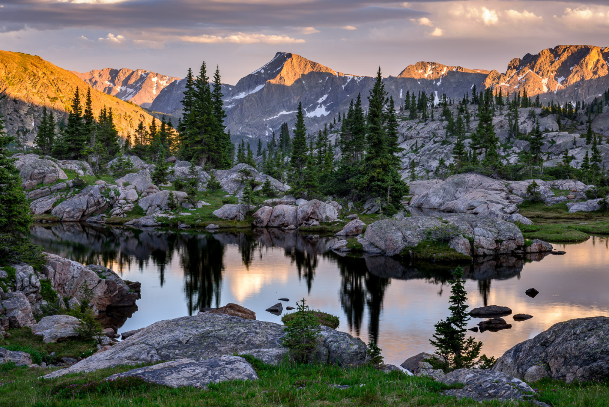 Rocky Mountain beauty, Backcountry adventure, Majestic peaks, Natural wonders, 2050x1370 HD Desktop