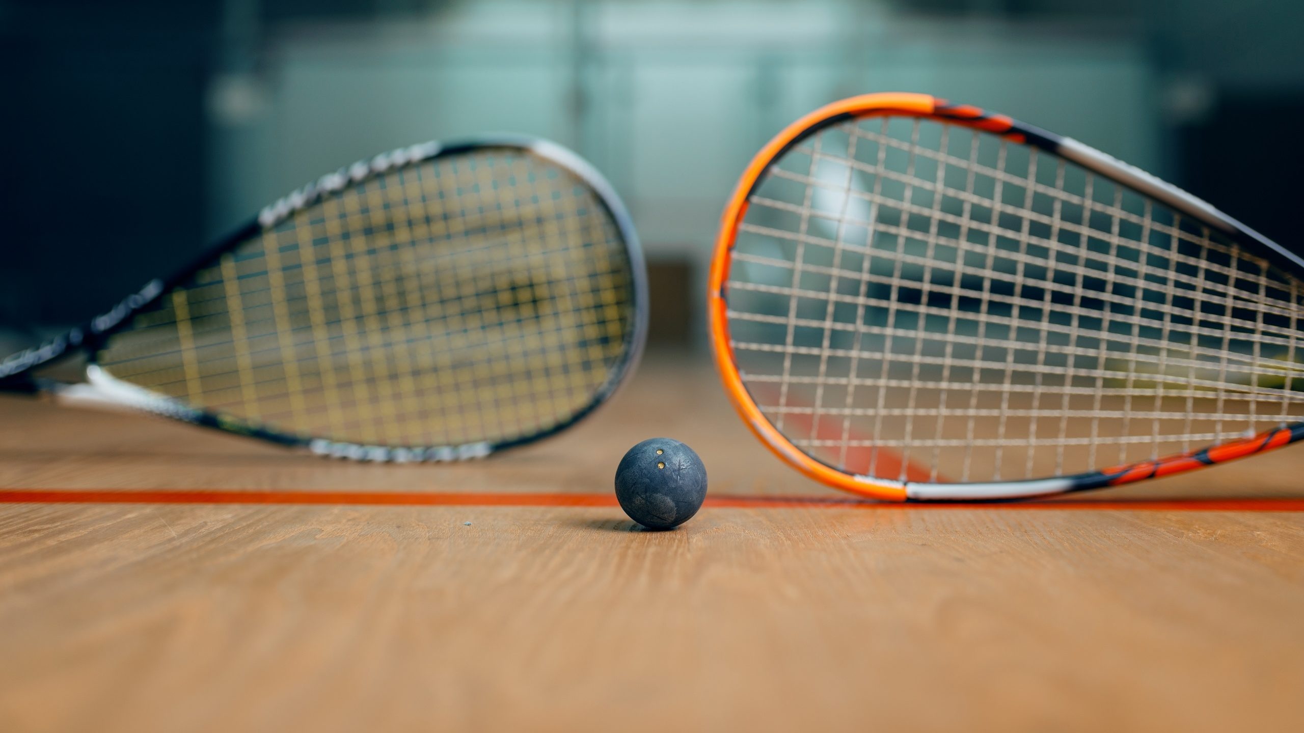 Squash (Sport): Squash championship, The game is played in various four-walled courts. 2560x1440 HD Background.