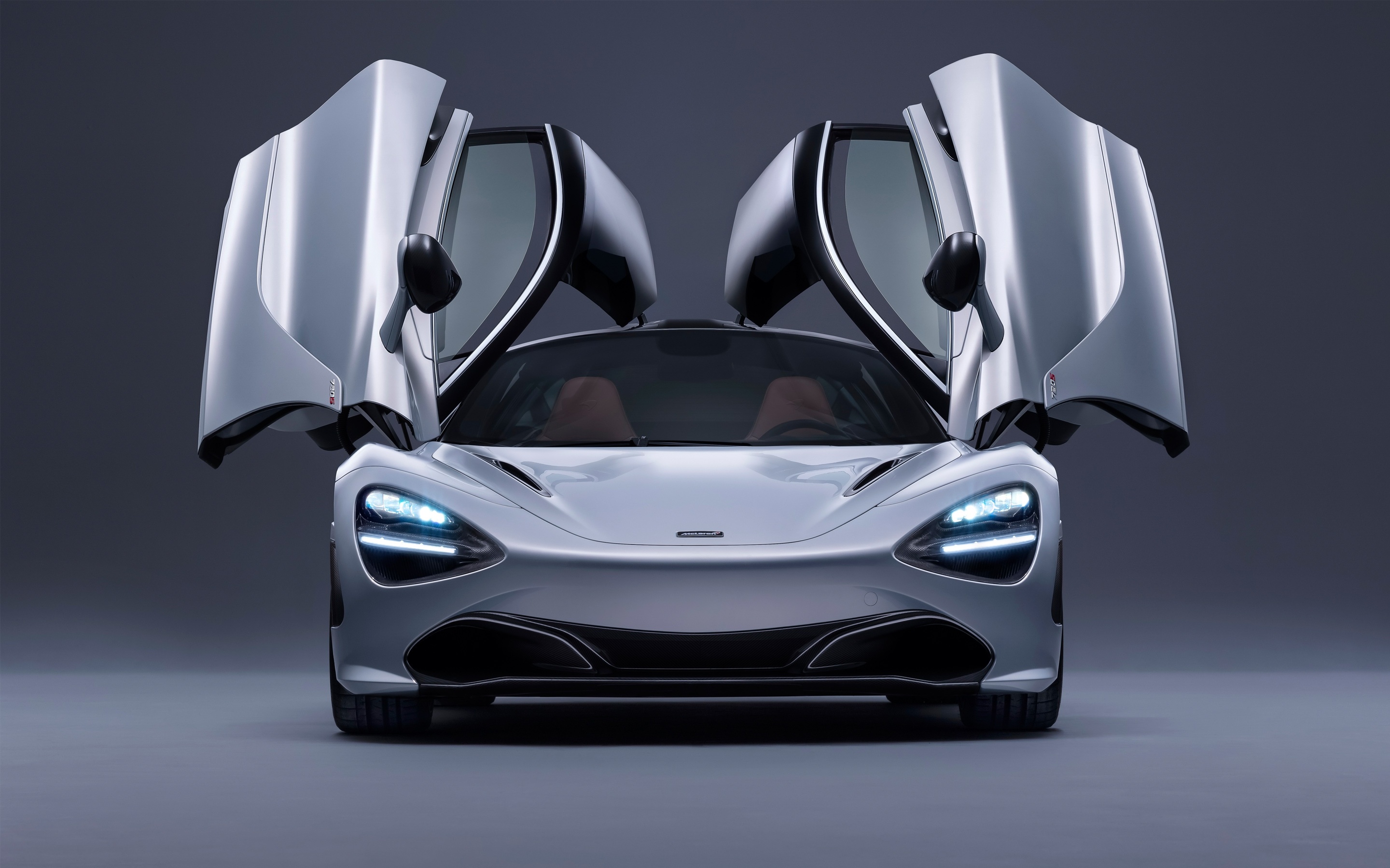 McLaren 720S, High-performance beauty, Striking appearance, Automotive art, 2880x1800 HD Desktop