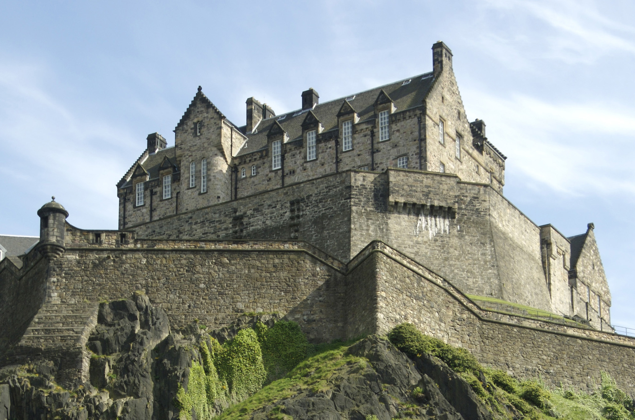Edinburgh Castle, Travels, Top attractions, Beautiful Edinburgh, 2050x1360 HD Desktop