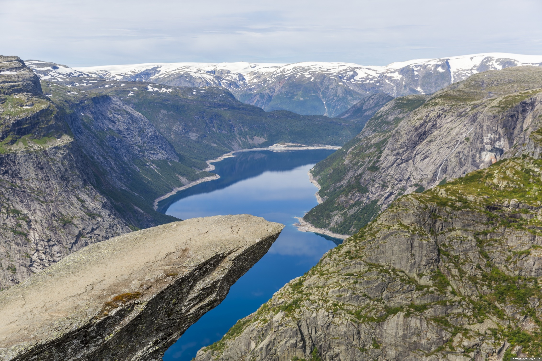 Die zauberhafte Trolltunga in Norwegen, 2270x1510 HD Desktop