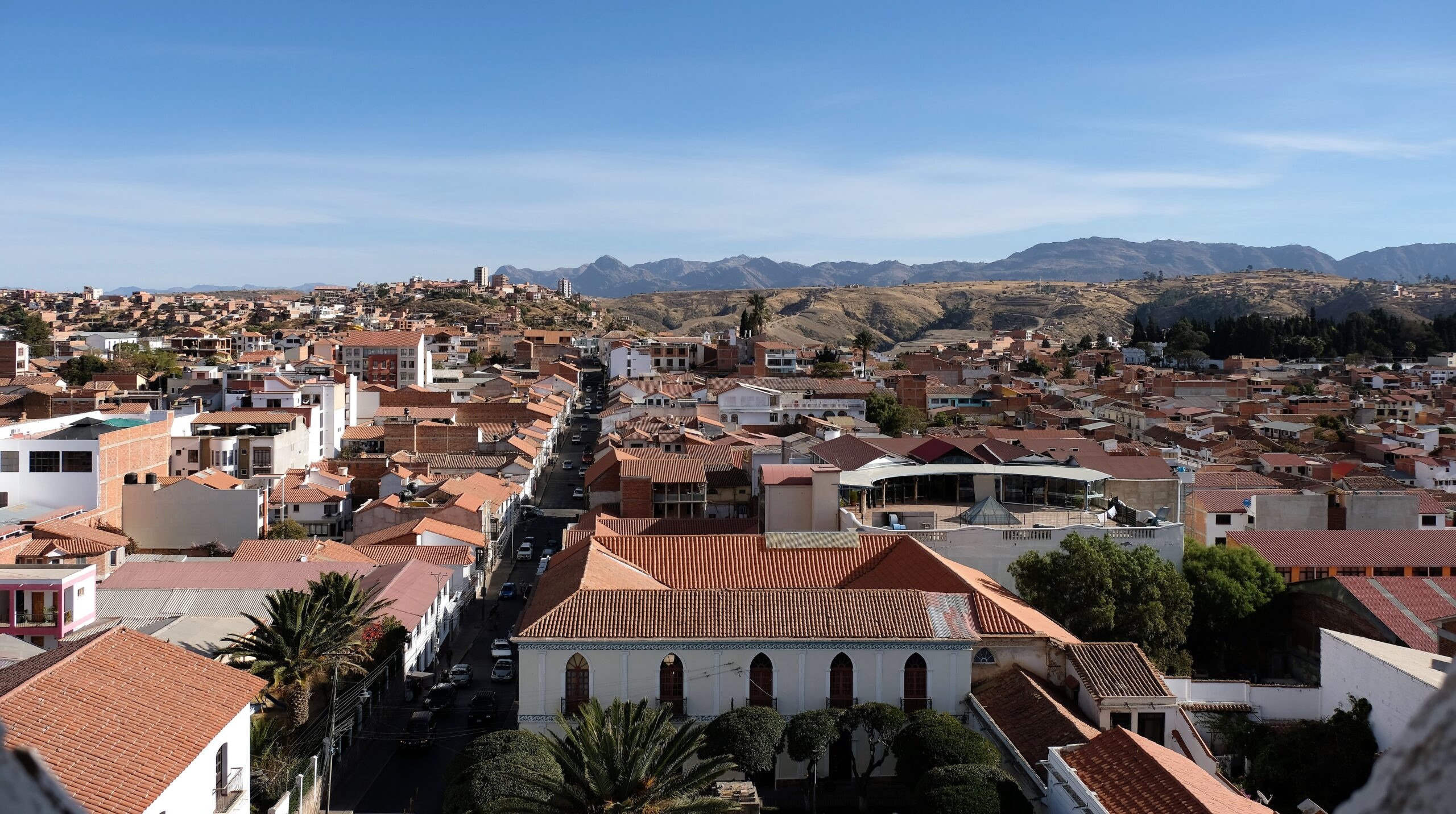 Sucre, Bolivia, The White City, Cultural heritage, Historical capital, 2560x1440 HD Desktop